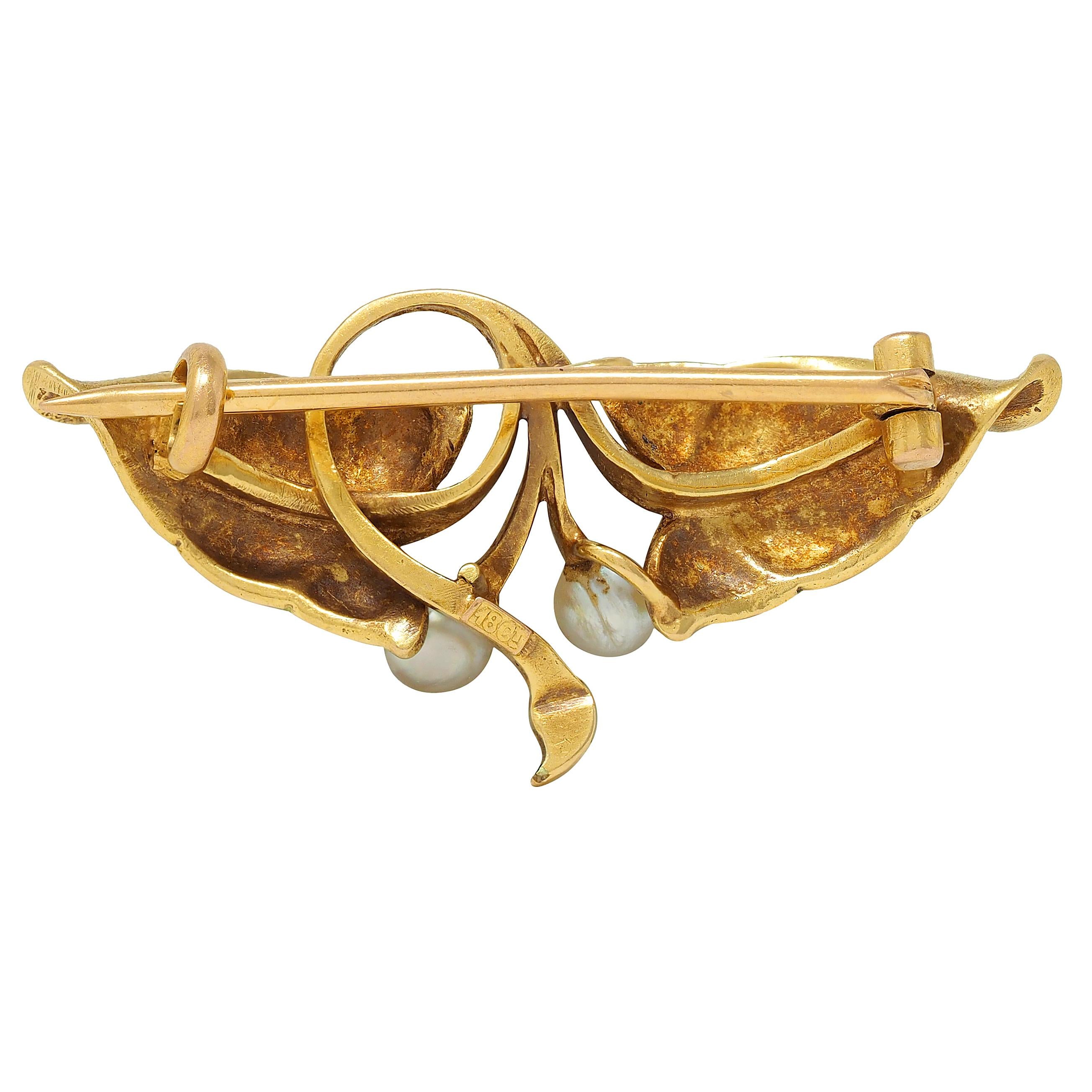 Art Nouveau Pearl Diamond Enamel 18 Karat Yellow Gold Antique Foliate Brooch