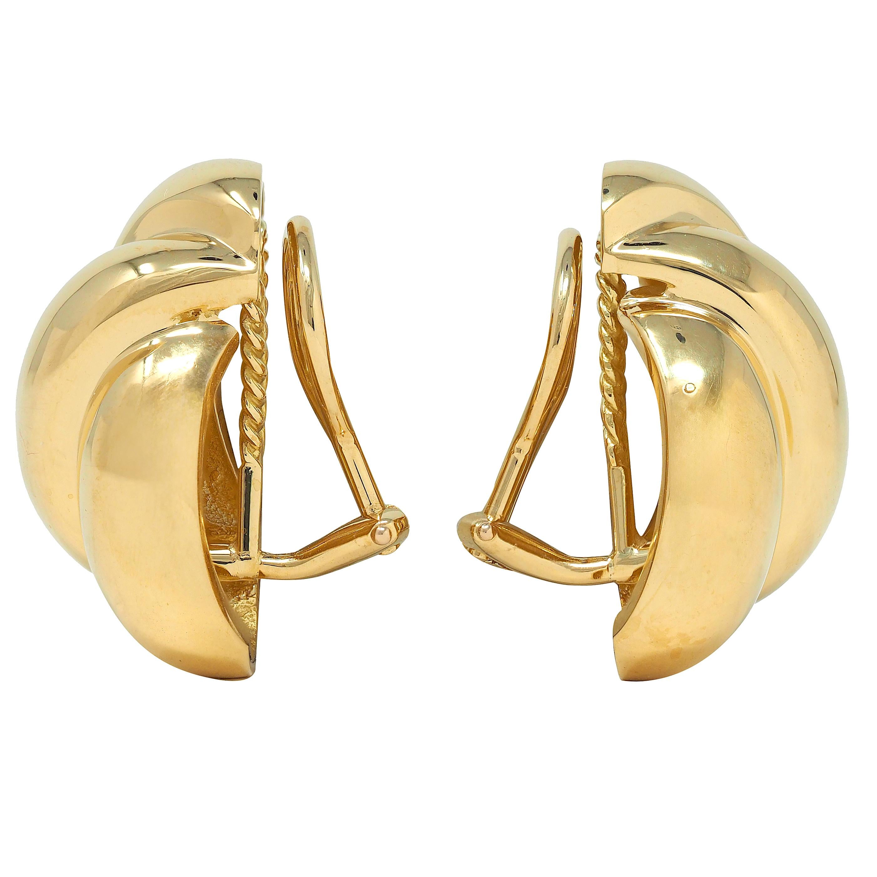 Dankner 1980's 18 Karat Yellow Gold Vintage Puffed Twist Ear-Clip Earrings