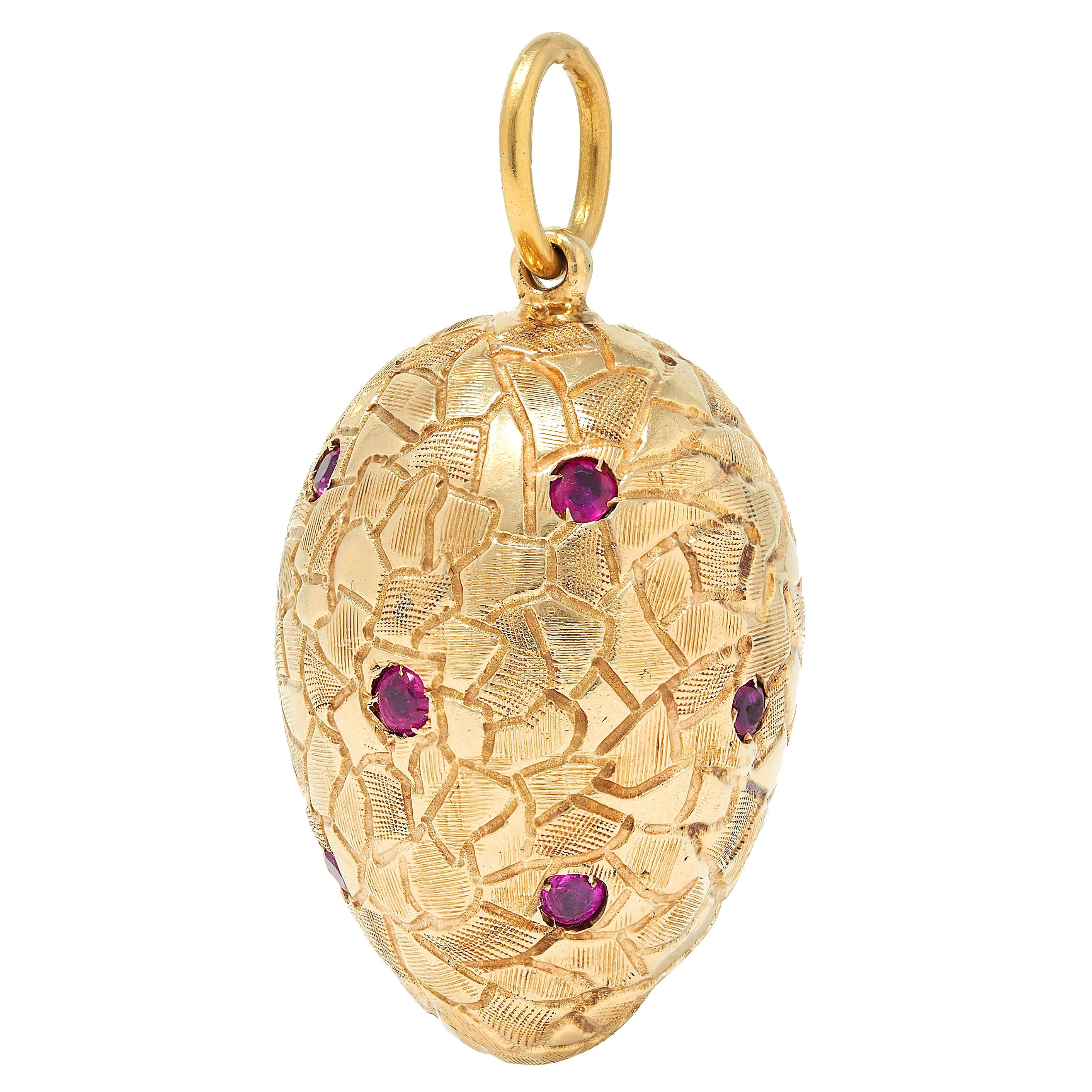 1960's Ruby 14 Karat Yellow Gold Crackled Vintage Egg Pendant