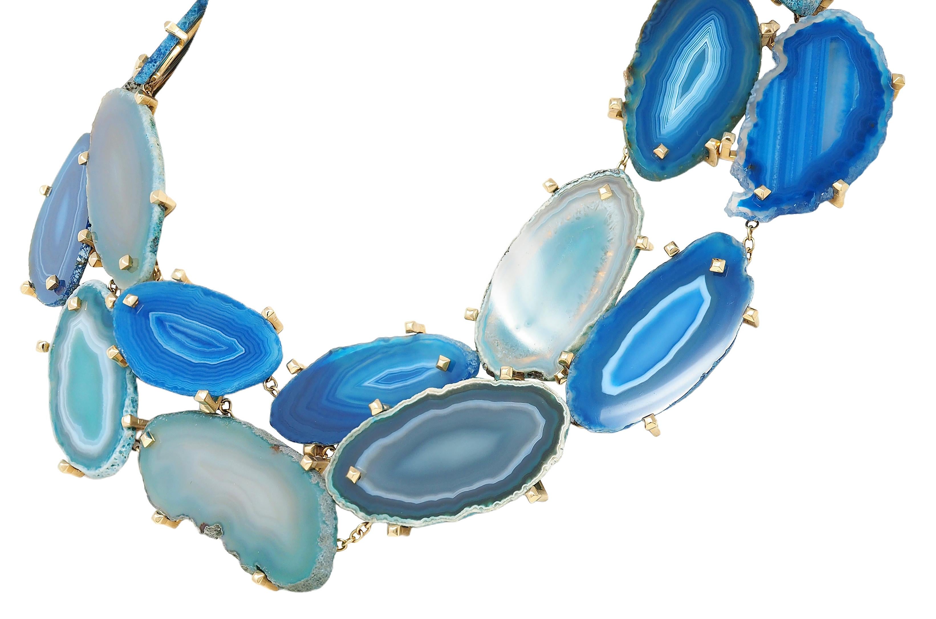 Gucci 2009 Spring Blue Agate 18 Karat Yellow Gold Collar Statement Necklace