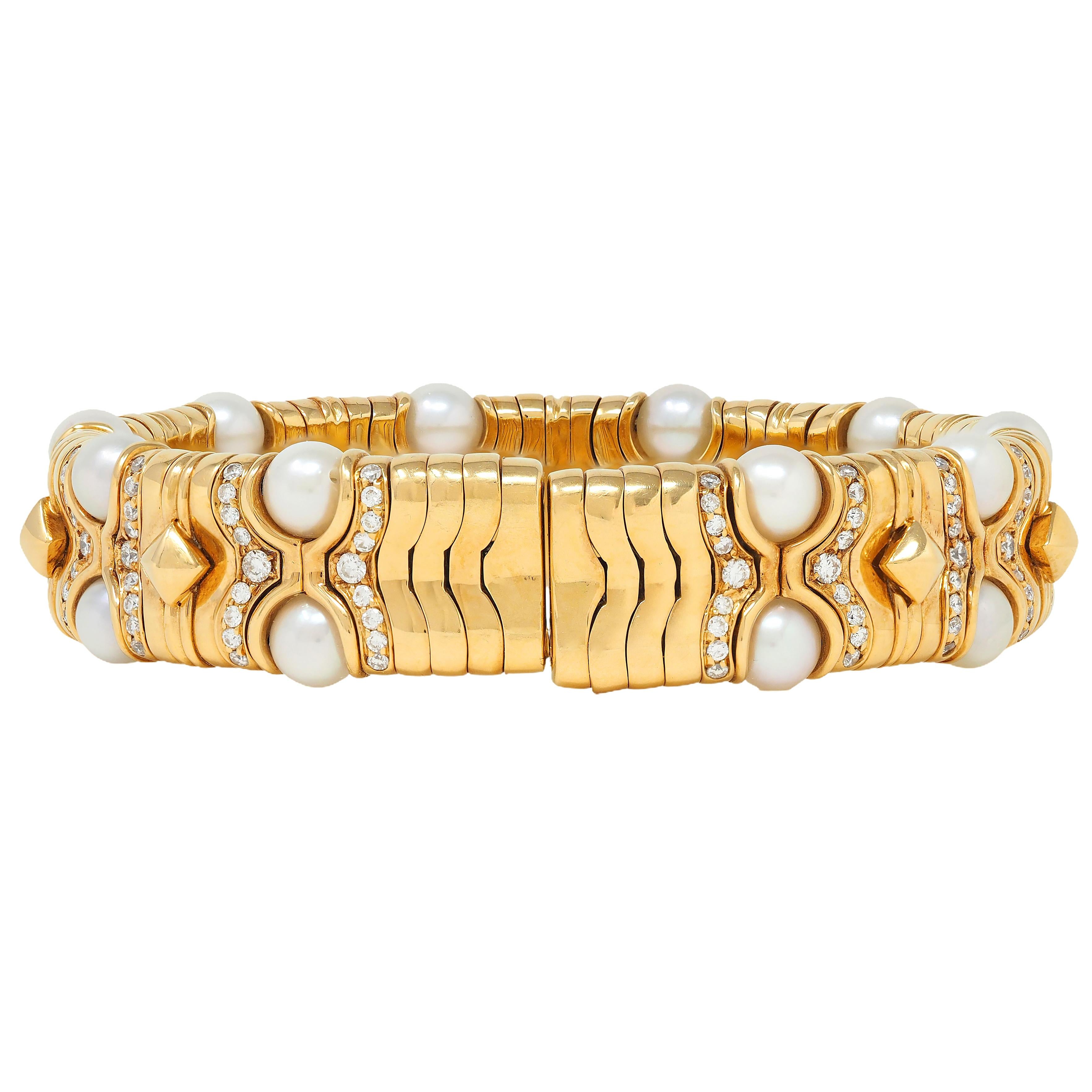 Bulgari 1980's Diamond Pearl 18 Karat Yellow Gold Vintage Doppio Boules Bracelet