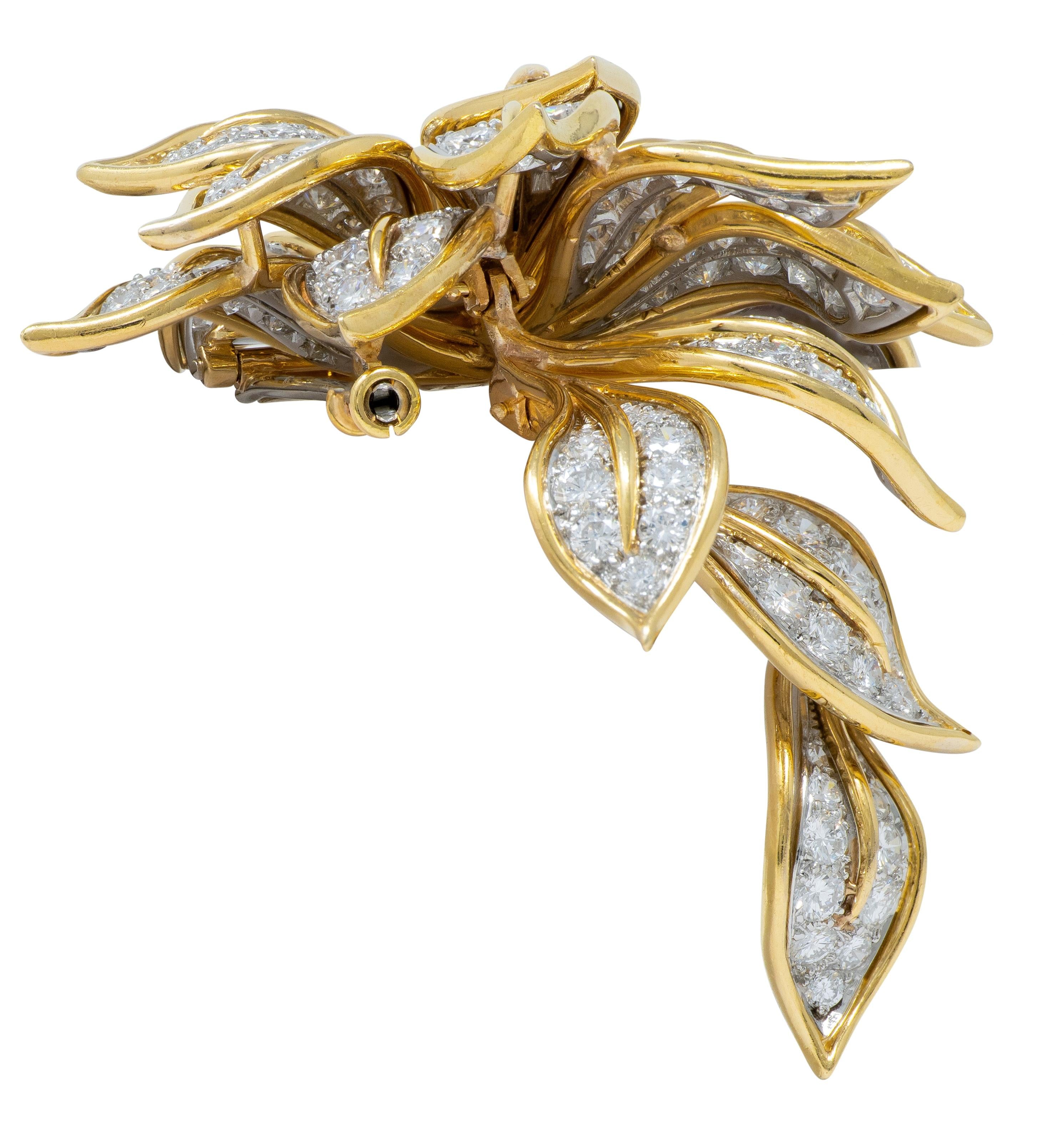 Van Cleef & Arpels 7.93 CTW Diamond 18 Karat Two-Tone Gold Vintage Flower Brooch