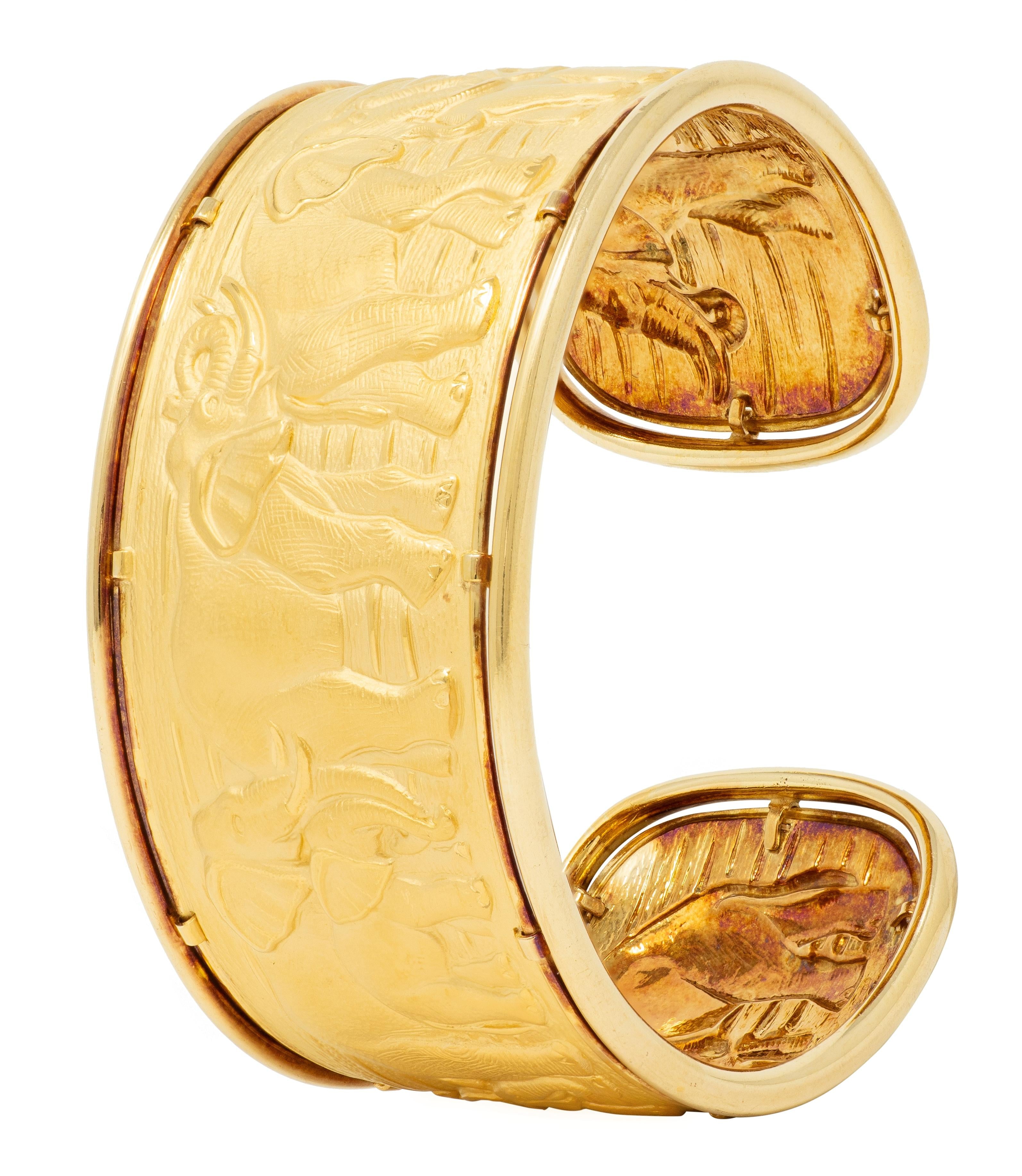 Carrera y Carrera 1990's 18 Karat Yellow Gold Vintage Elephant Cuff Bracelet