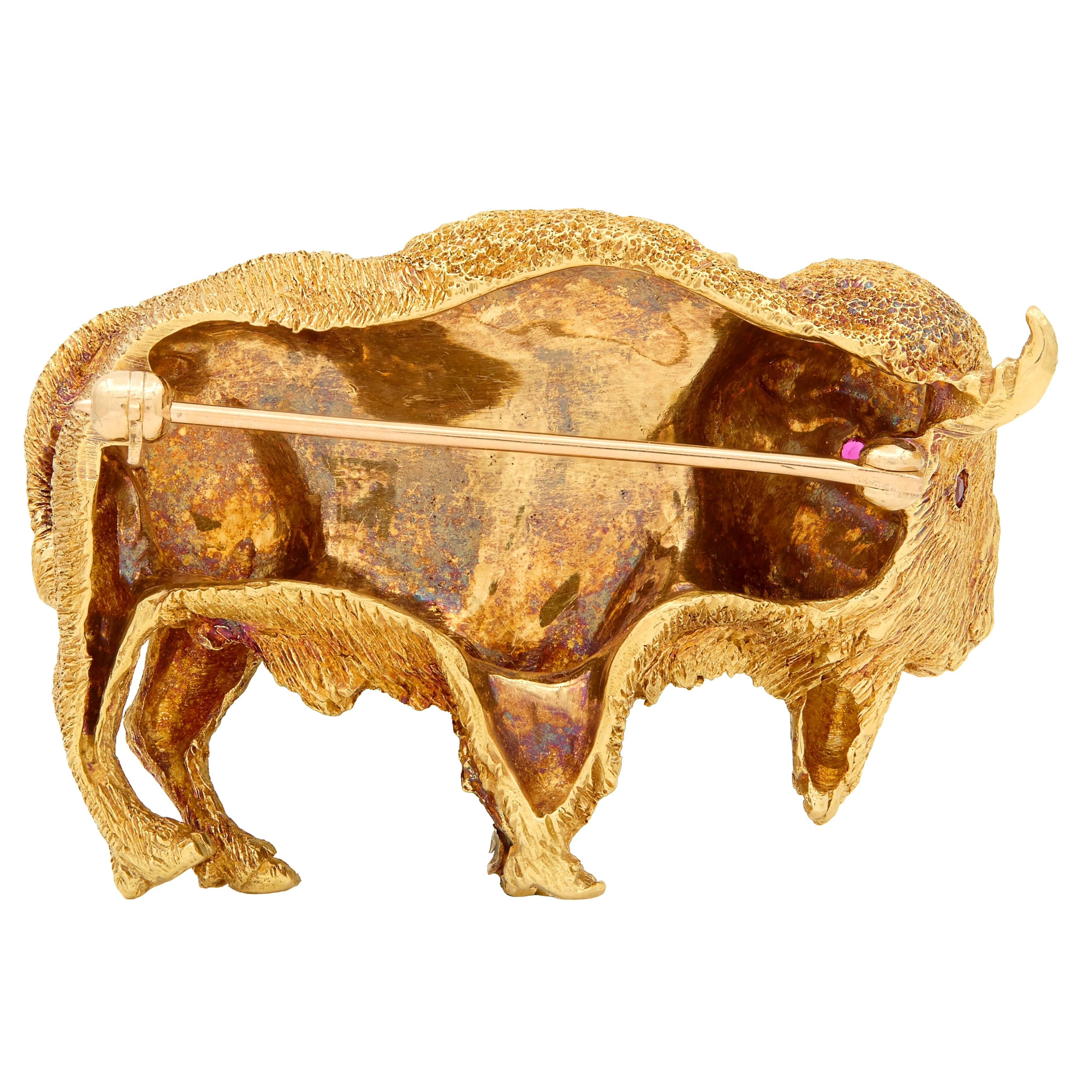1960's Ruby 18 Karat Yellow Gold Vintage Bison Brooch