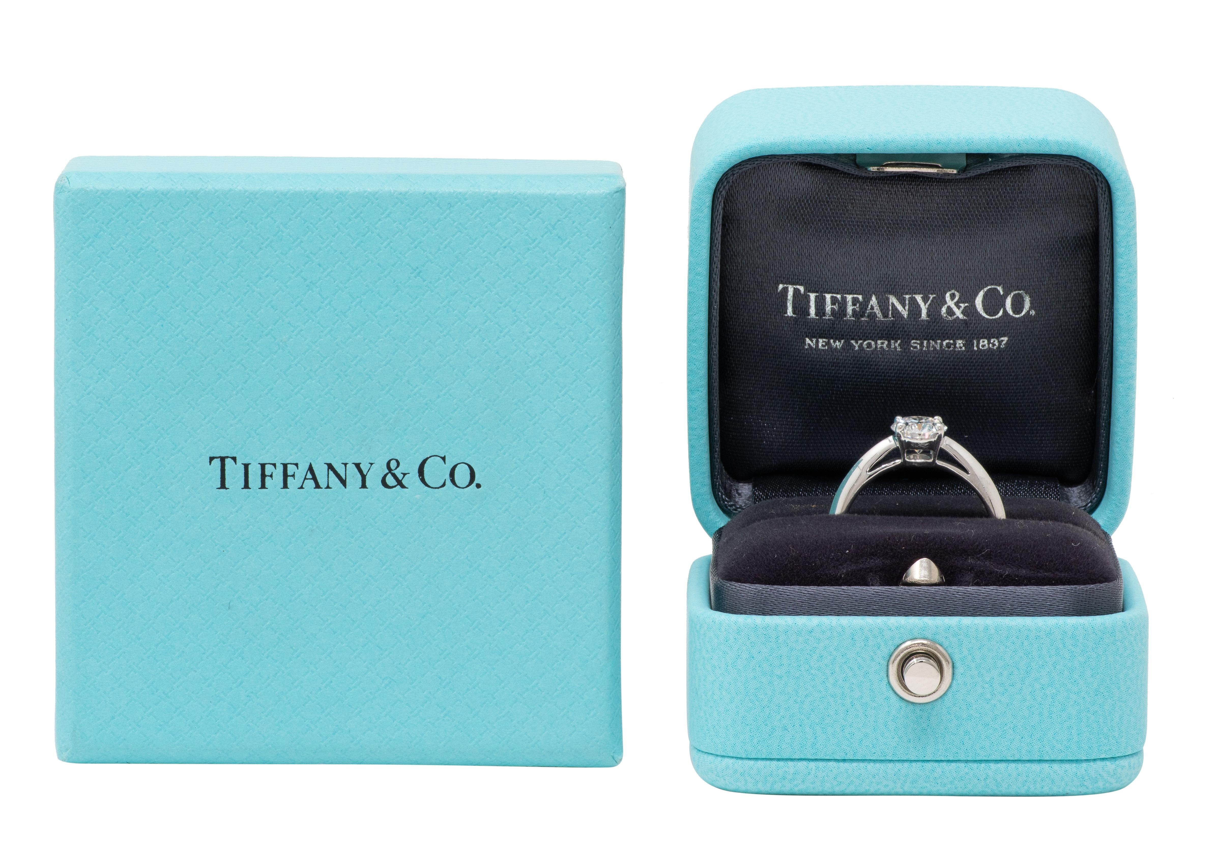 Tiffany & Co. Contemporary 1.09 CT Oval Cut Diamond Platinum Solitaire Ring