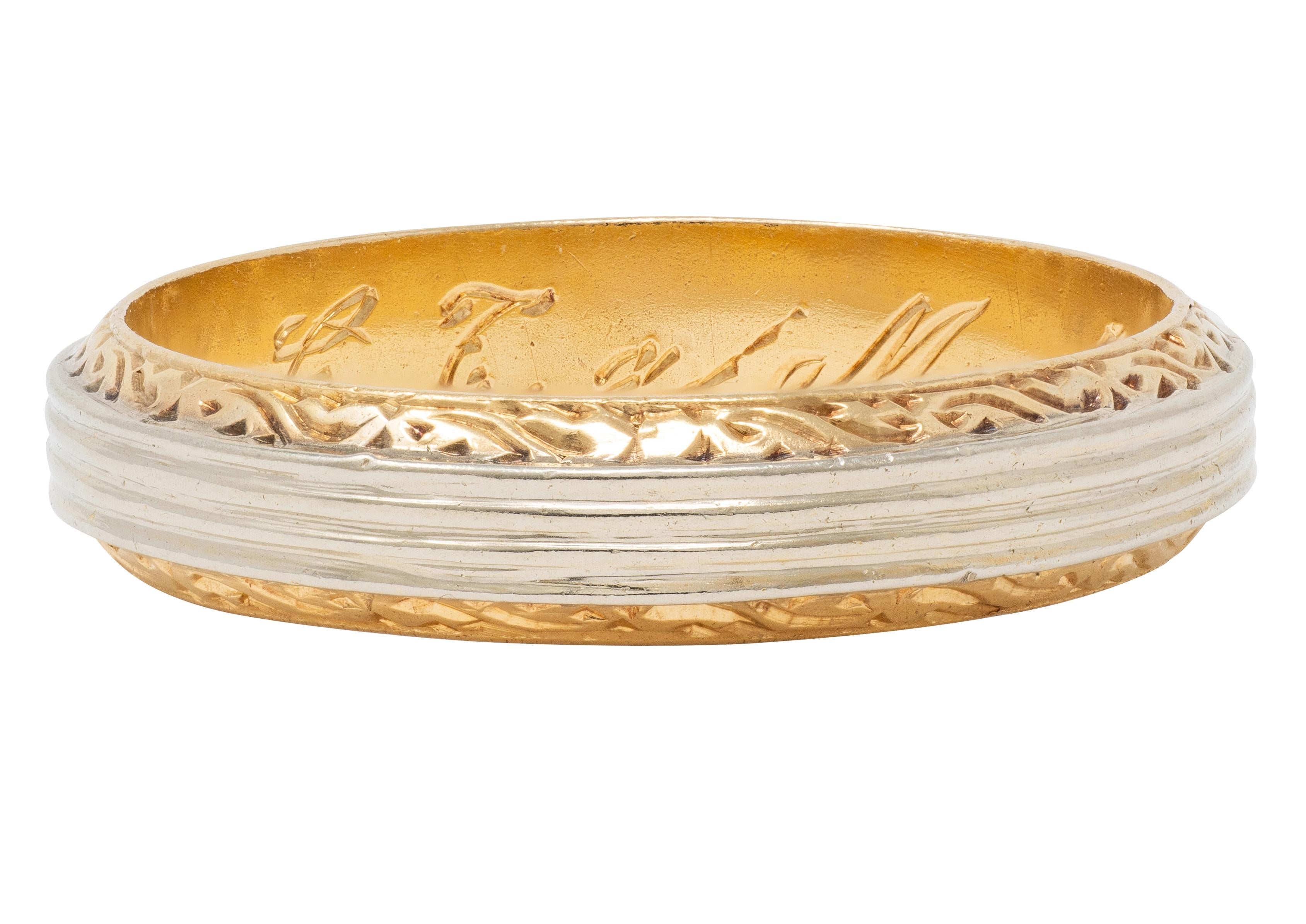1944 18 Karat Two-Tone Gold Vintage Scrolling Wedding Band Ring