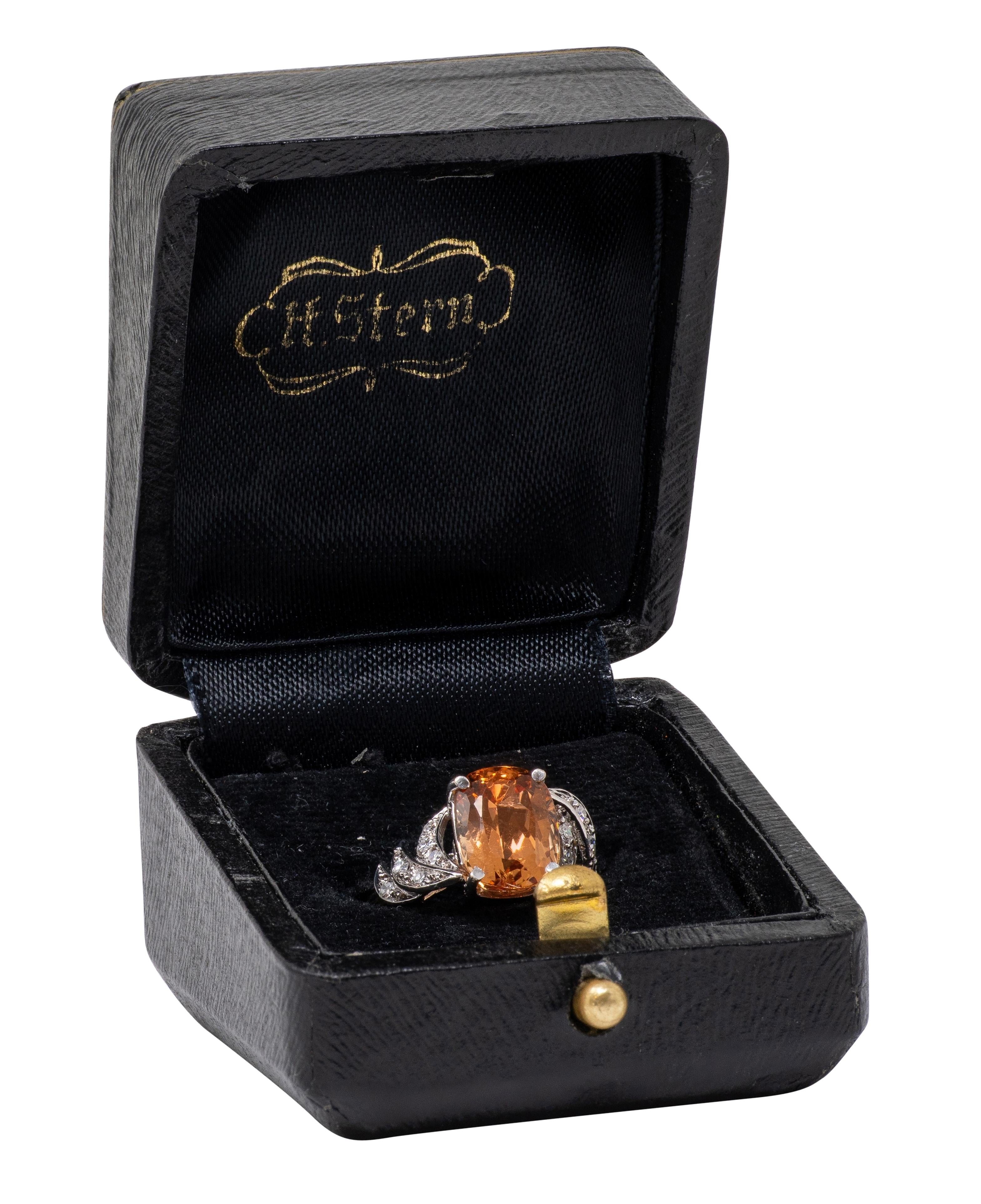 H. Stern 1950's Orange Topaz Diamond 18 Karat White Gold Vintage Fanning Ring