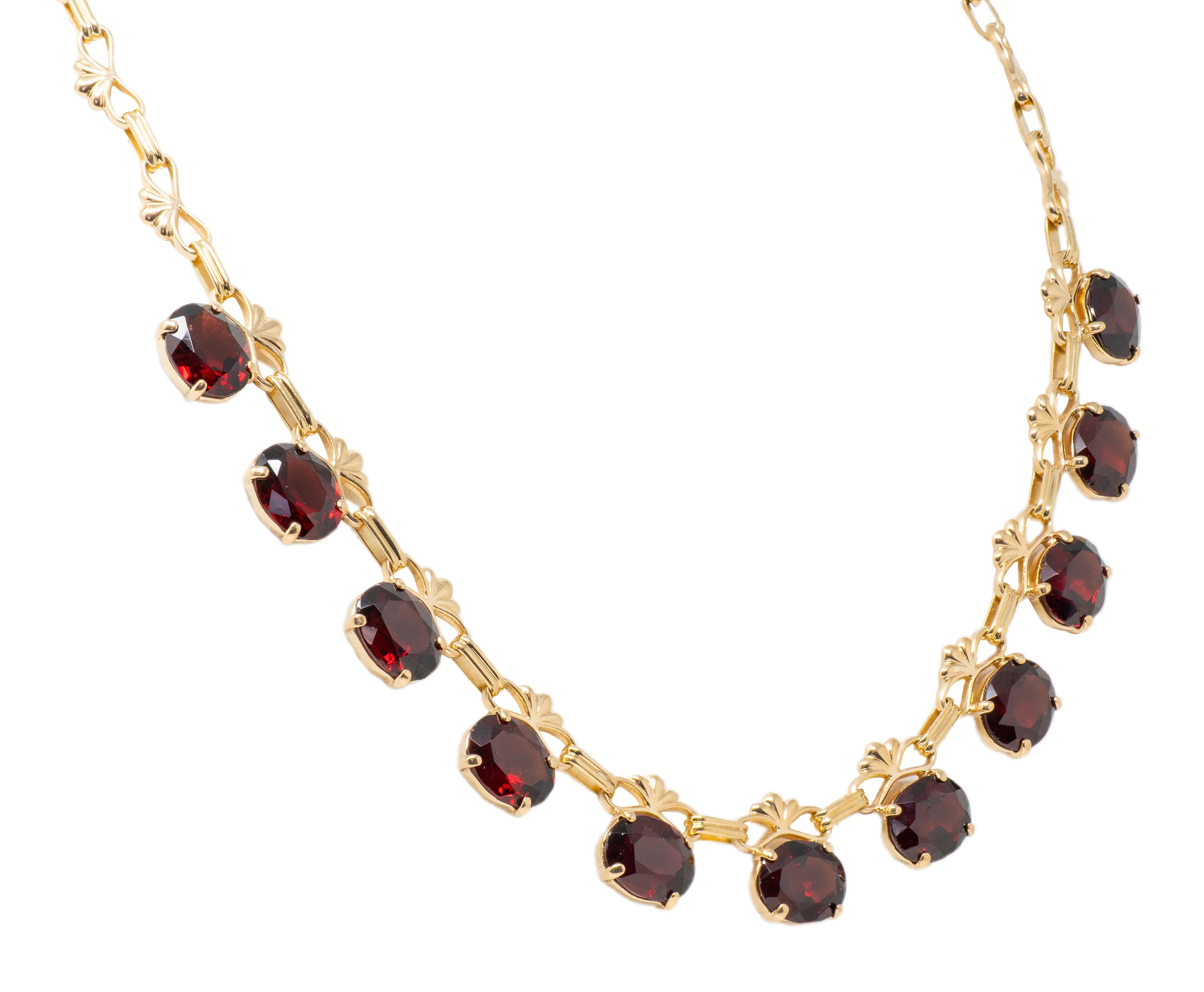 Vintage 1940's Garnet 14 Karat Yellow Gold Antique Fringe Station Necklace
