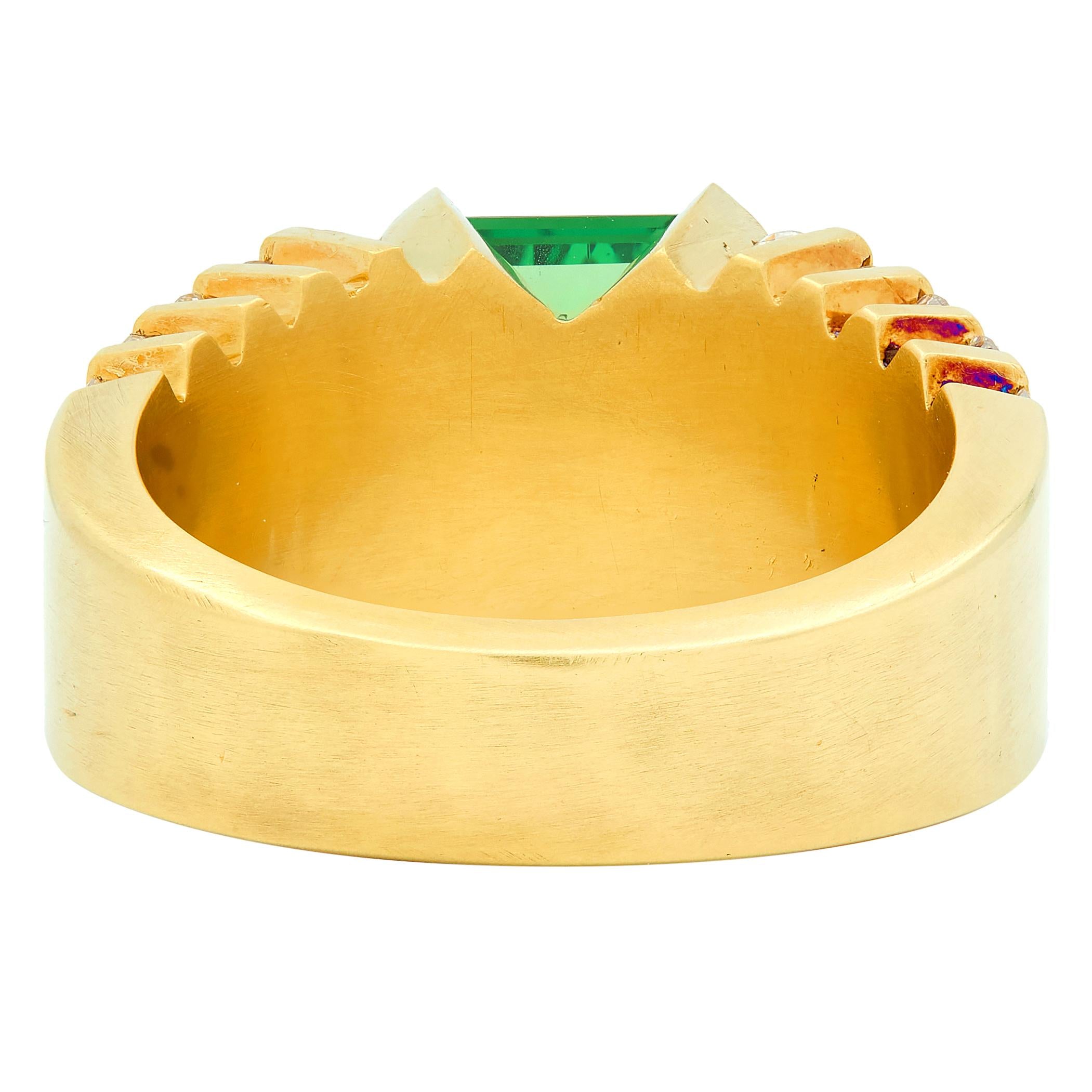 1970's 4.59 CTW Tsavorite Garnet Diamond 18K Yellow Gold Stepped Vintage Ring