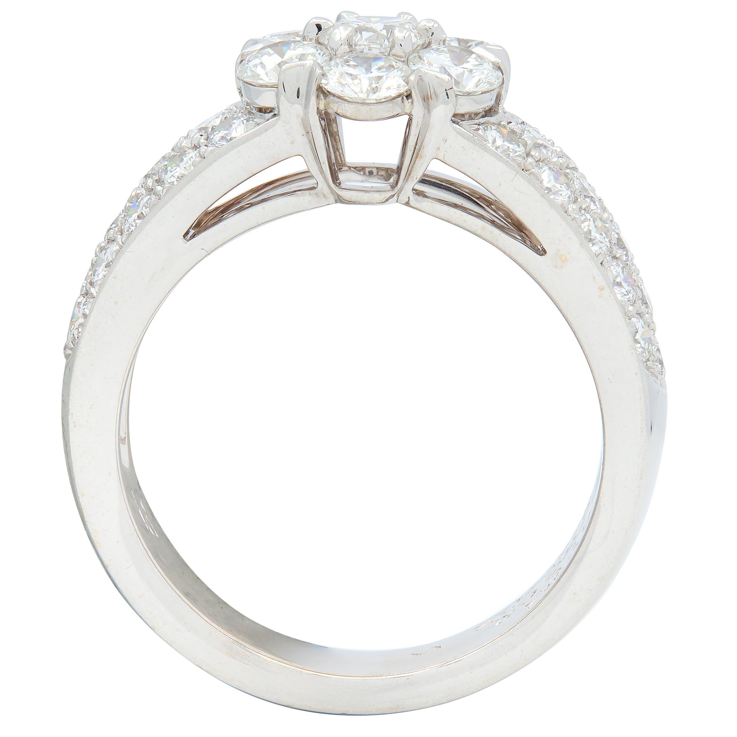 Van Cleef & Arpels Diamond 18 Karat White Gold Fleurette Ring