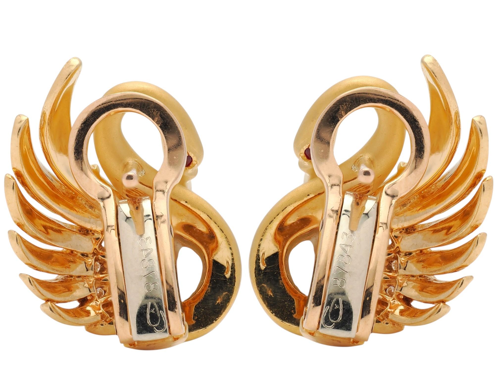 Carrera Y Carrera 2000's Diamond Pearl Ruby 18K Gold Contemporary Swan Earrings
