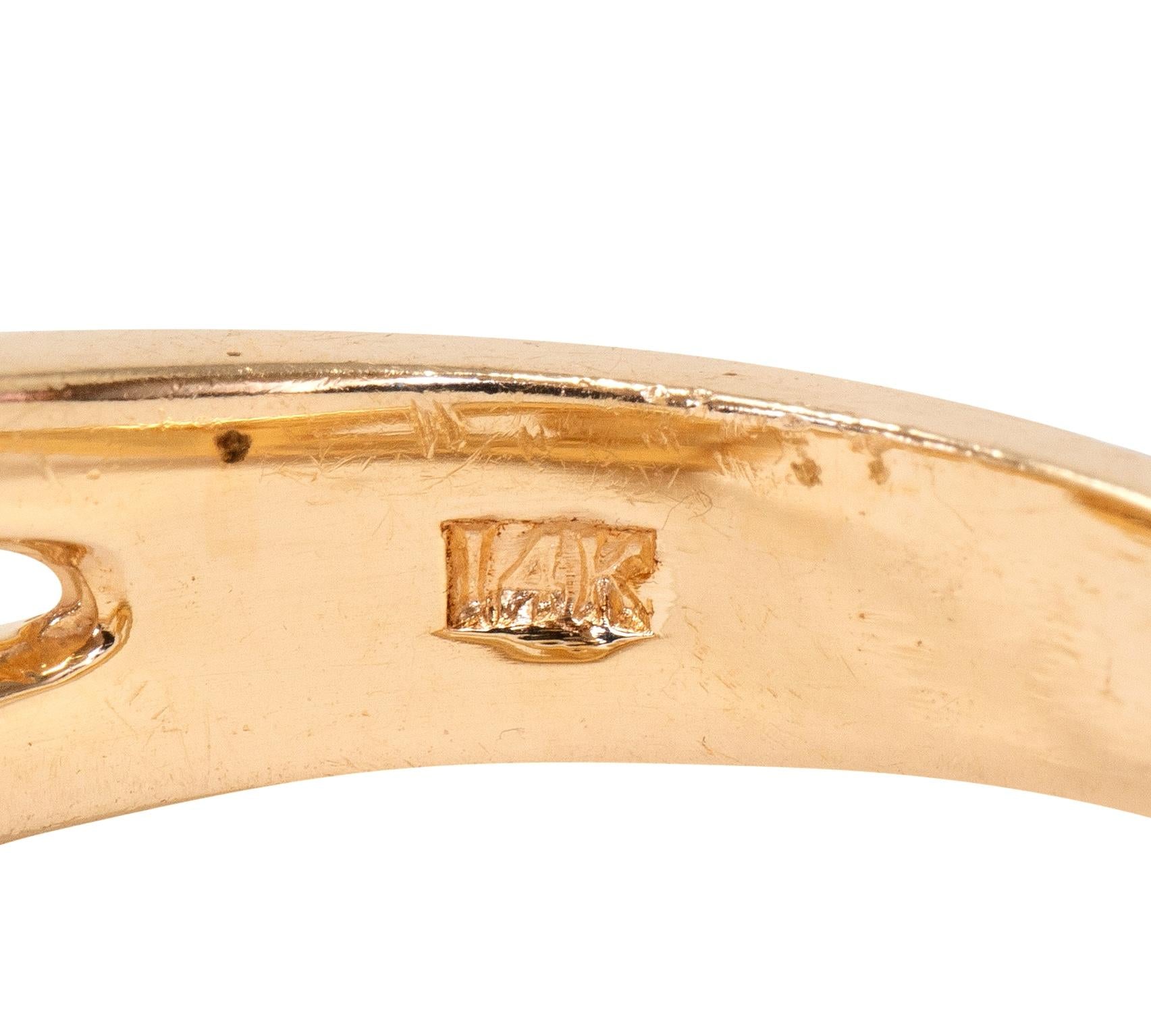 1970's 14 Karat Yellow Gold Vintage Hinge Lock Band Ring