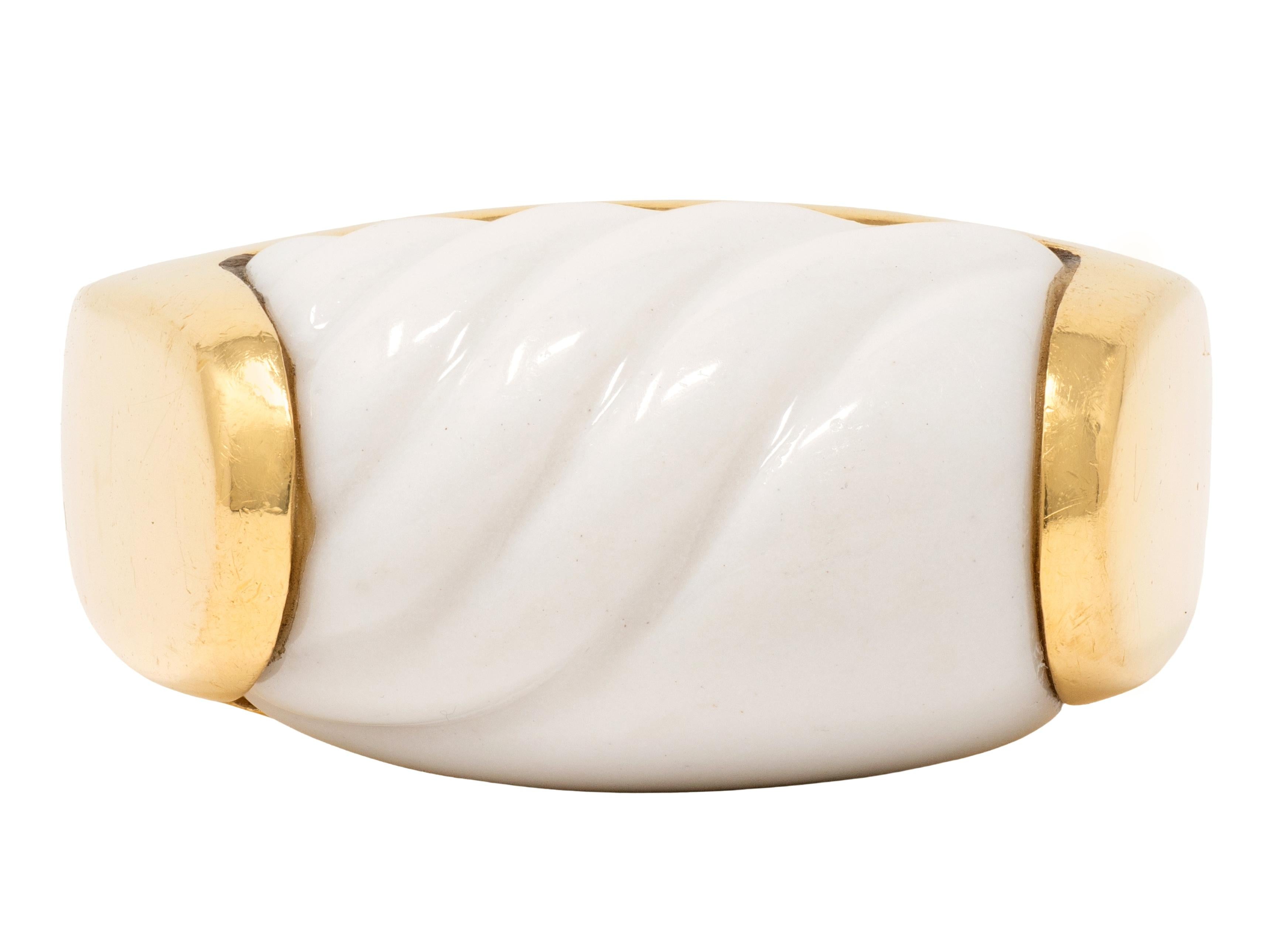 Bvlgari Ceramic 18 Karat Yellow Gold Vintage Chandra Ring