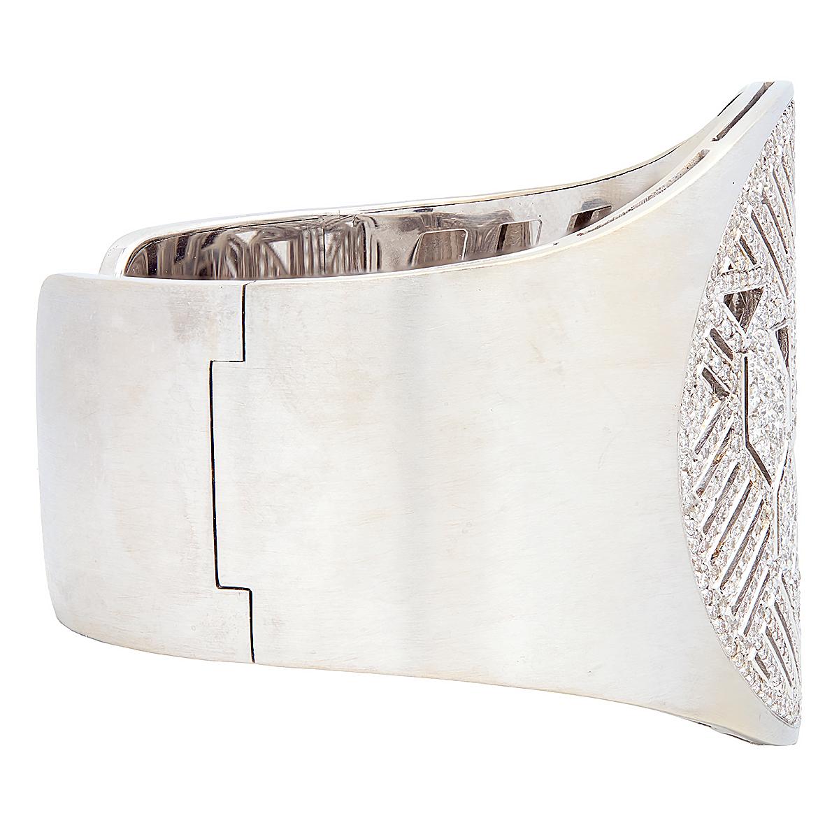 Enigma Gianni Bulgari 2000's Diamond 18K Gold Contemporary Lion Cuff Bracelet