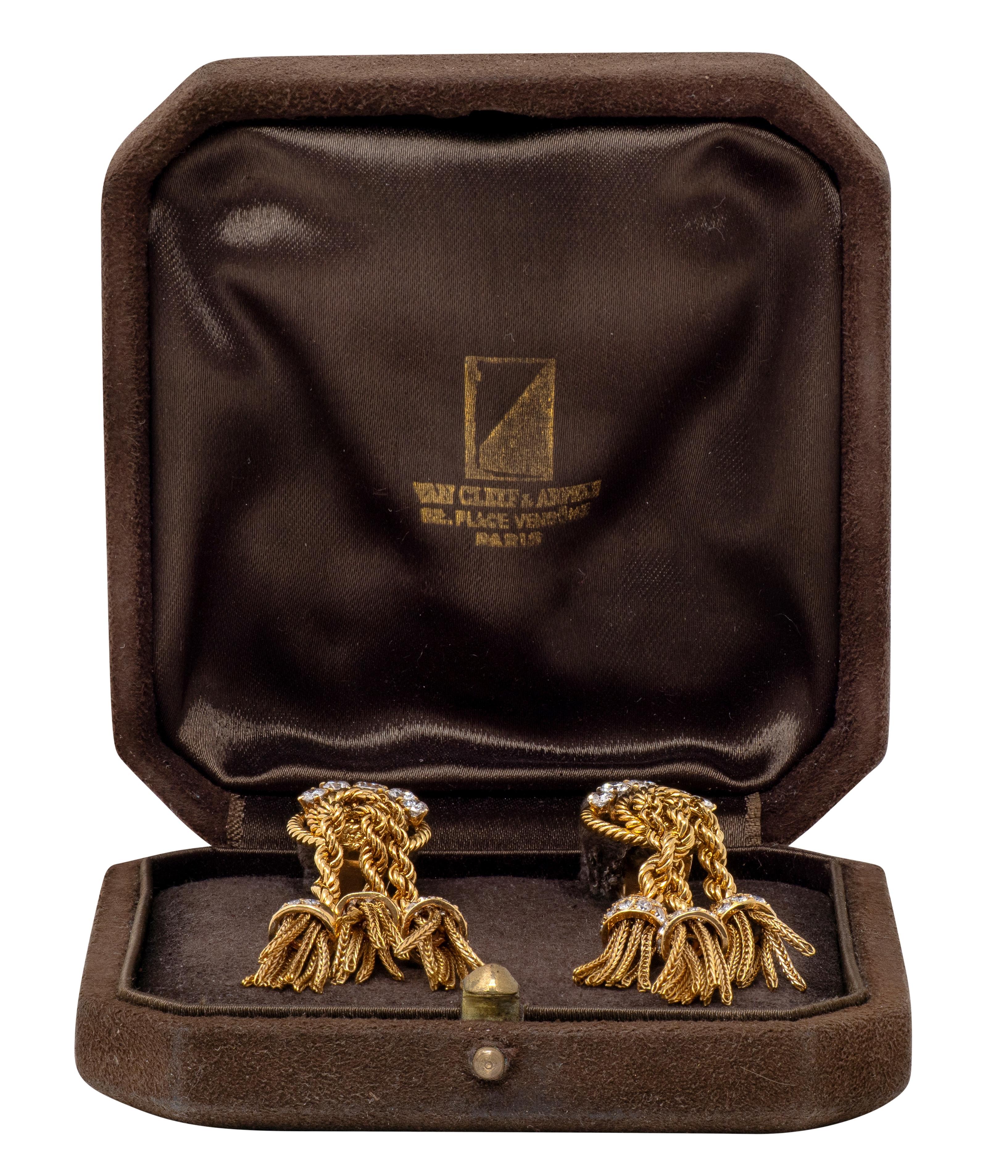 Van Cleef & Arpels L'Enfant 1950's Diamond 18K Gold Vintage Tassel Drop Earrings