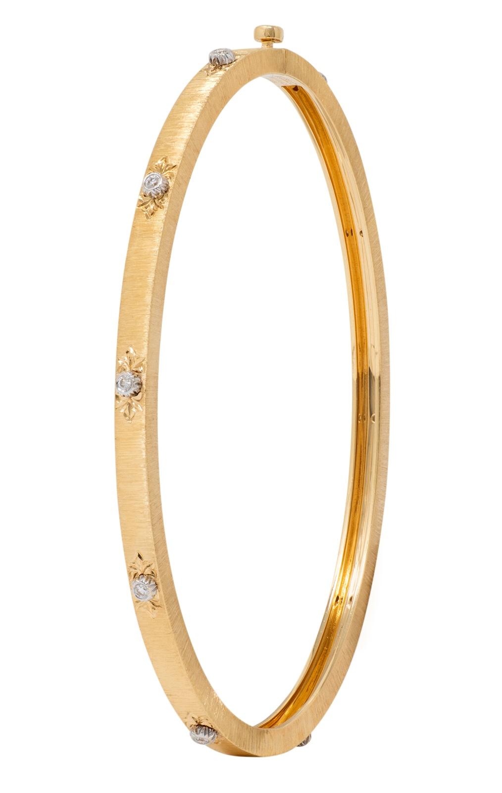 Buccellati Diamond 18 Karat Gold Contemporary Macri Classica Bangle Bracelet