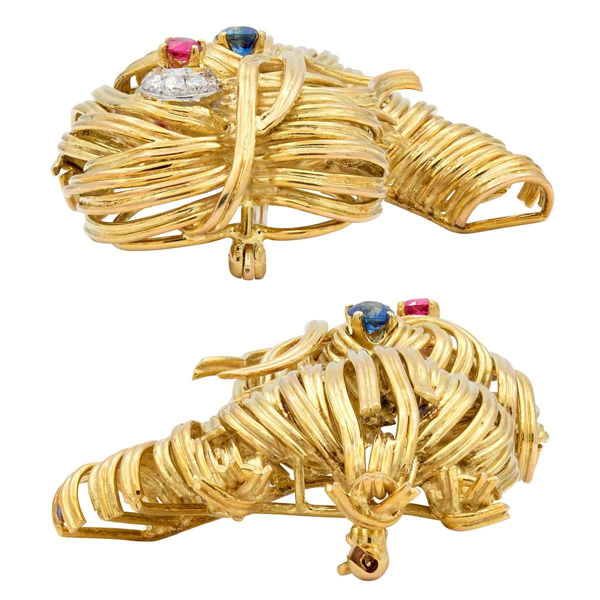 1960 Diamond Ruby Sapphire 14 Karat Yellow Gold Platinum Vintage Wire Dog Brooch