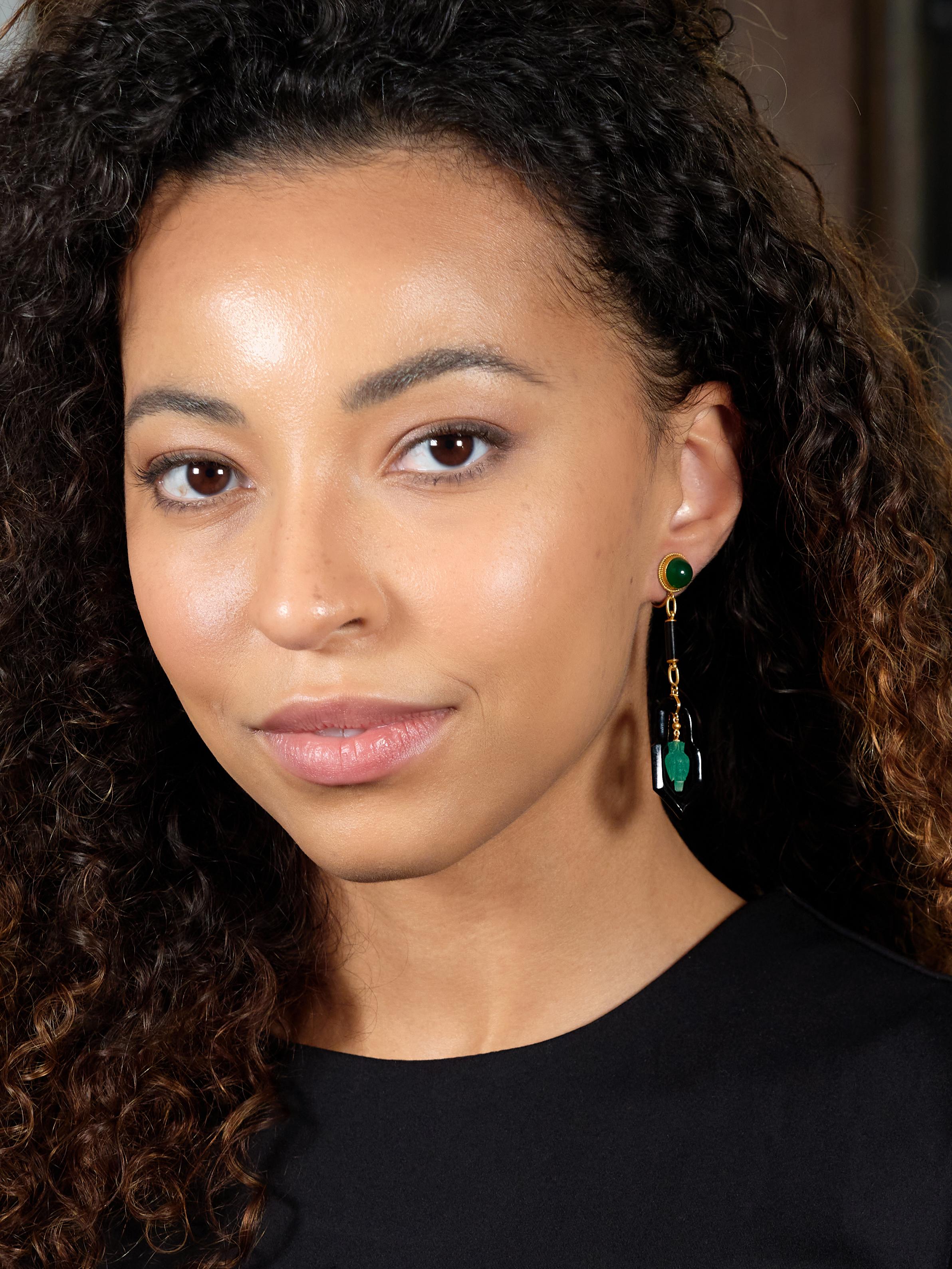 Art Deco Chrysoprase Onyx 14K Yellow Gold Owl Antique Screw-Back Drop Earrings