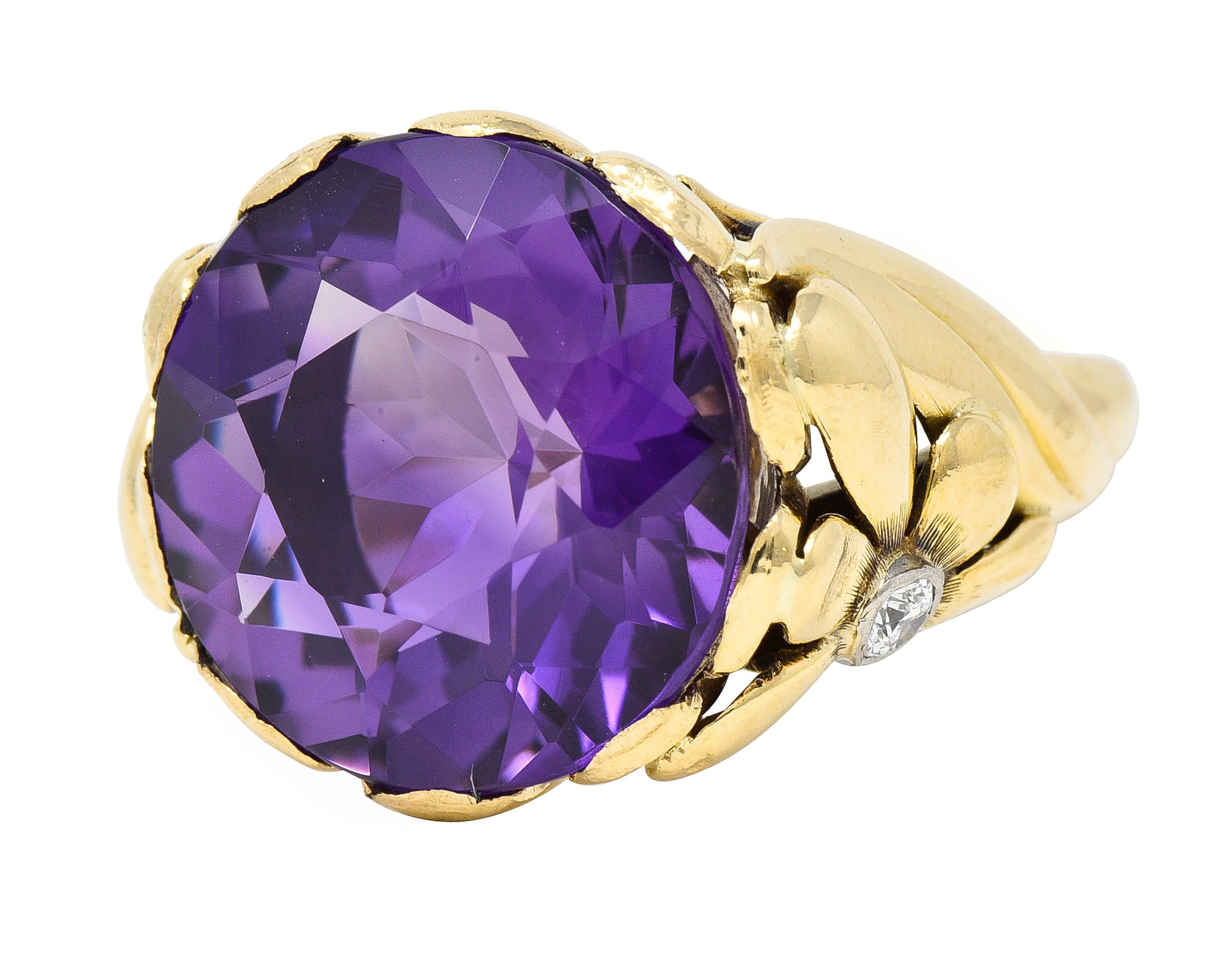 1940's Diamond Amethyst 14 Karat Two-Tone Gold Daisy Floral Retro Vintage Cocktail Ring Wilson's Estate Jewelry