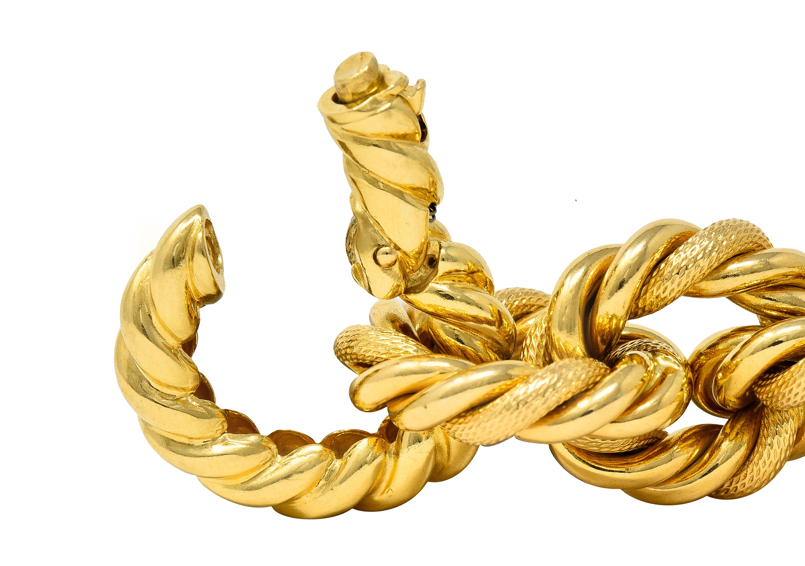 18 Karat Yellow Gold Textured Twisted Rope Vintage Cable Chain Bracelet Wilson's Estate Jewelry