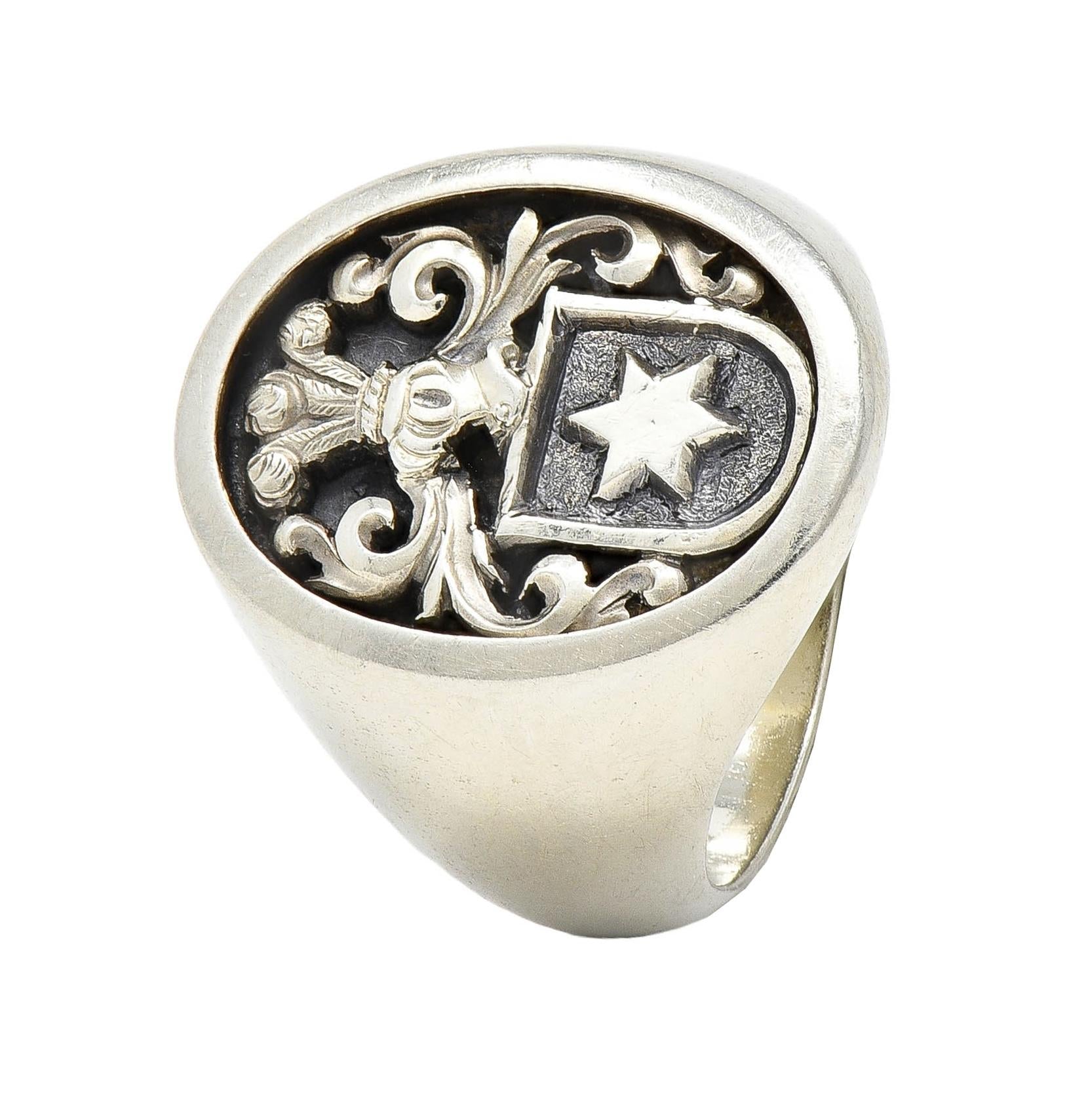 Vintage 18 Karat White Gold Heraldic Knight Star Cameo Unisex Signet Ring