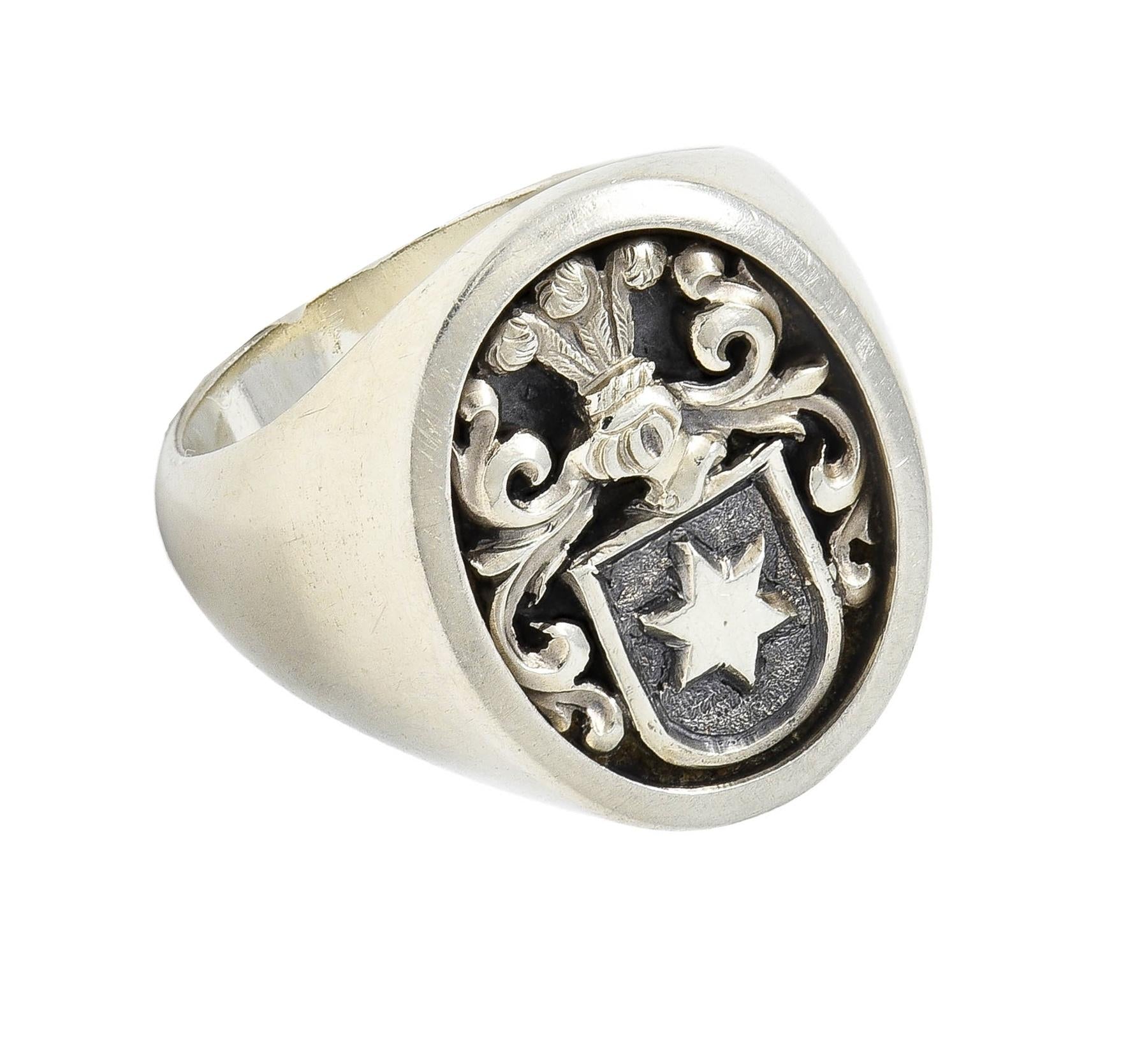 Vintage 18 Karat White Gold Heraldic Knight Star Cameo Unisex Signet Ring