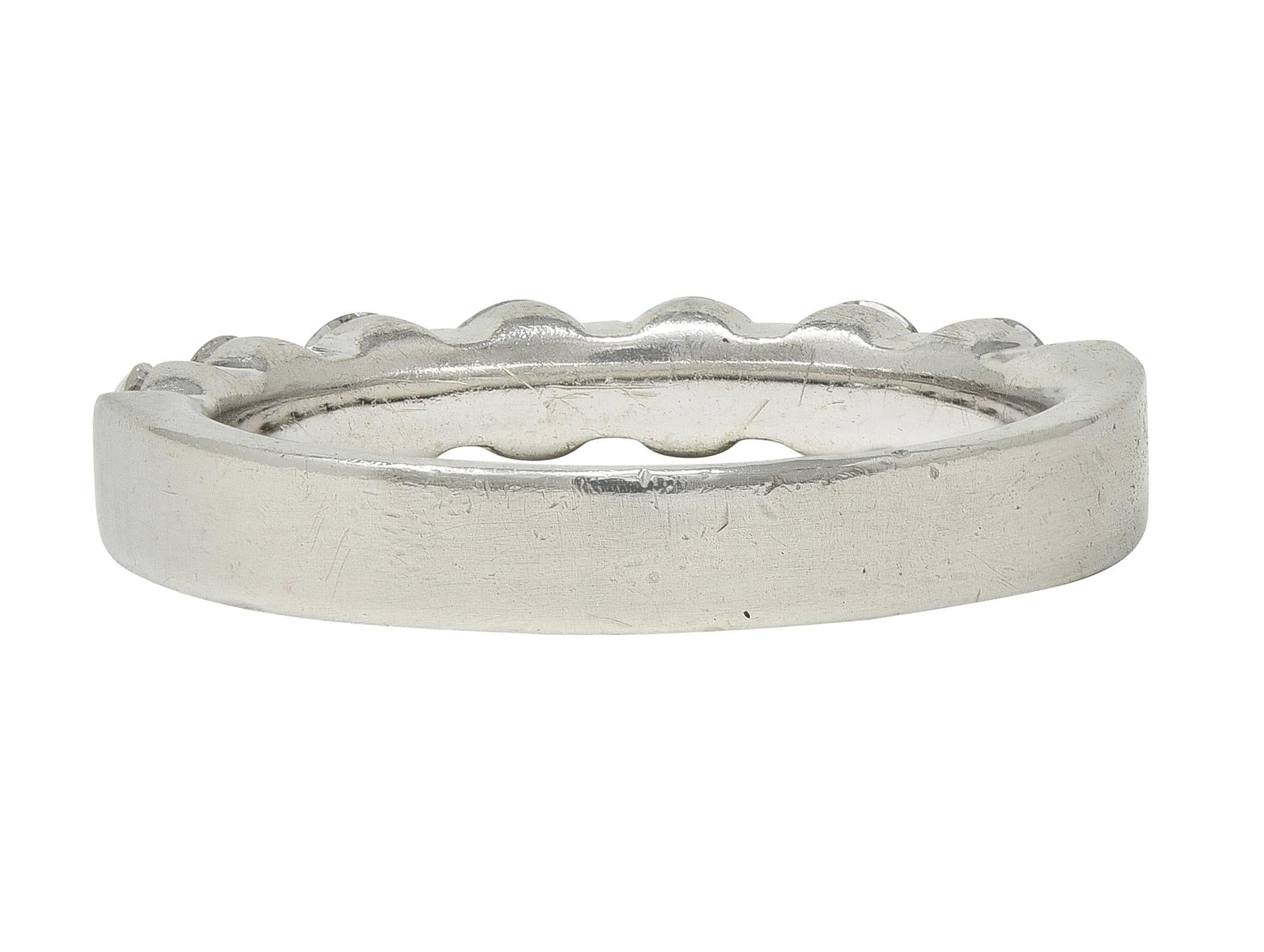 Contemporary 1.05 CTW Round Brilliant Cut Diamond Platinum Wedding Band Ring