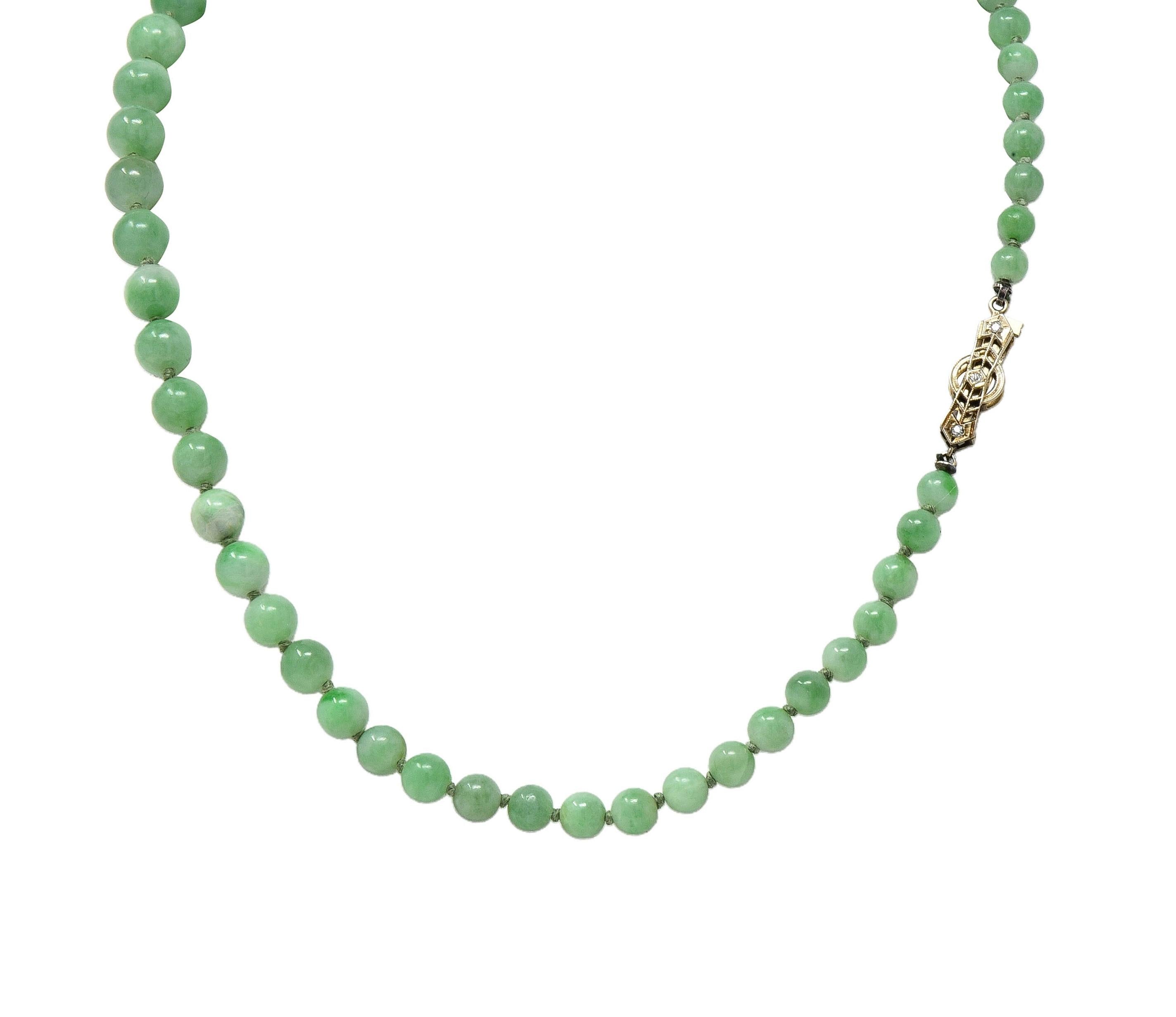 Art Deco Jade Diamond 14 Karat White Gold Vintage Graduated Jade Bead Necklace