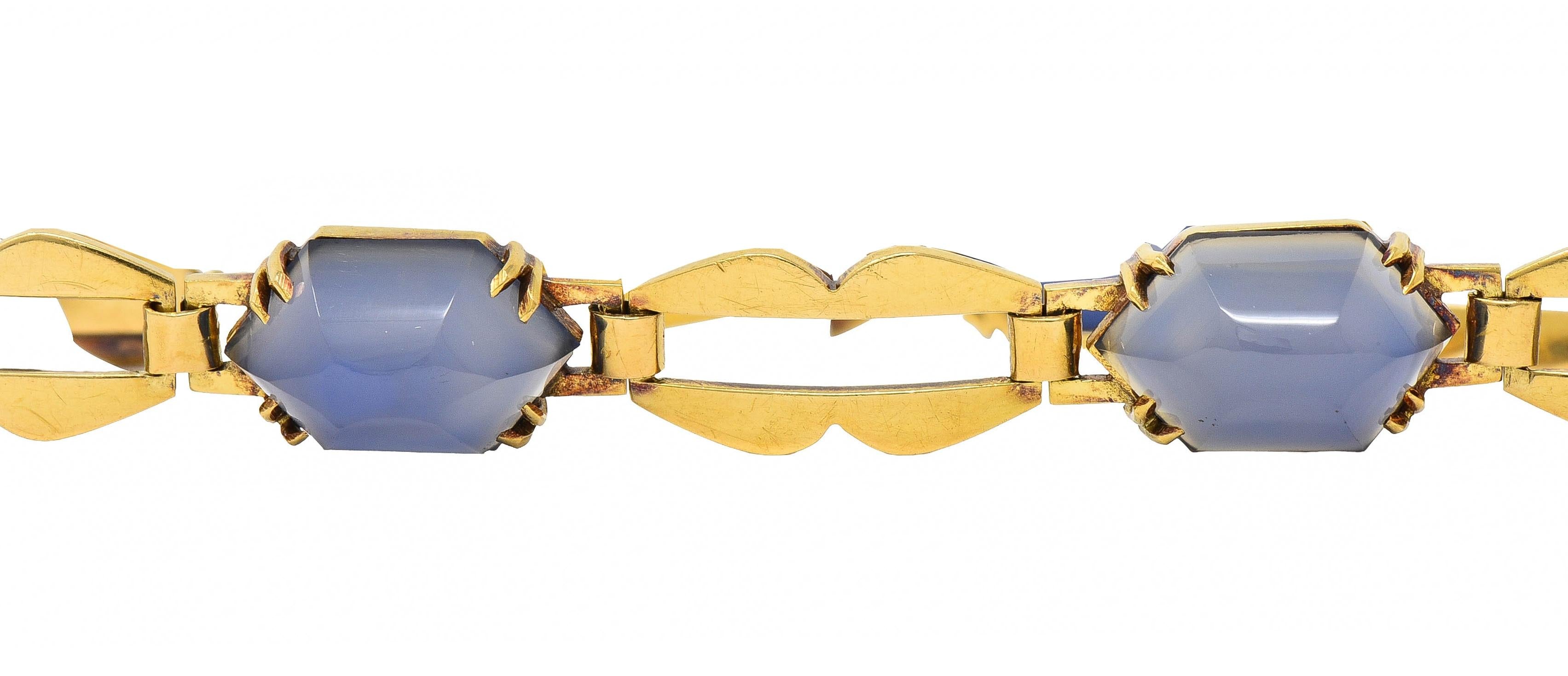 Art Deco French Blue Chalcedony 18 Karat Yellow Gold Antique Link Bracelet