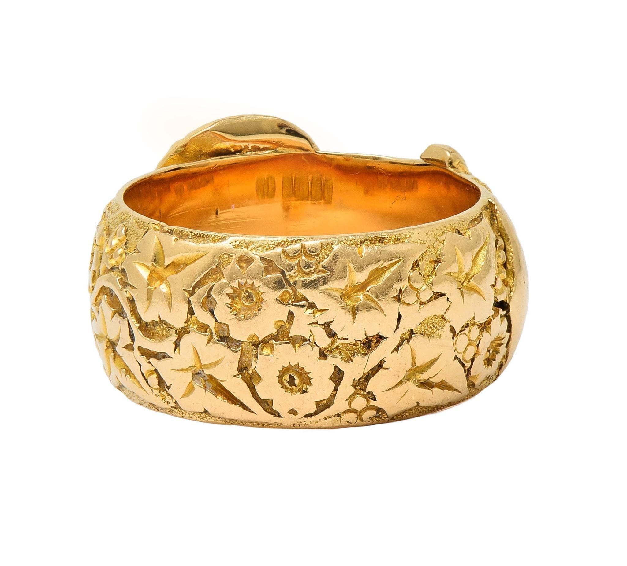 Edwardian 1908 18 Karat Yellow Gold Antique Floral Buckle Band Ring