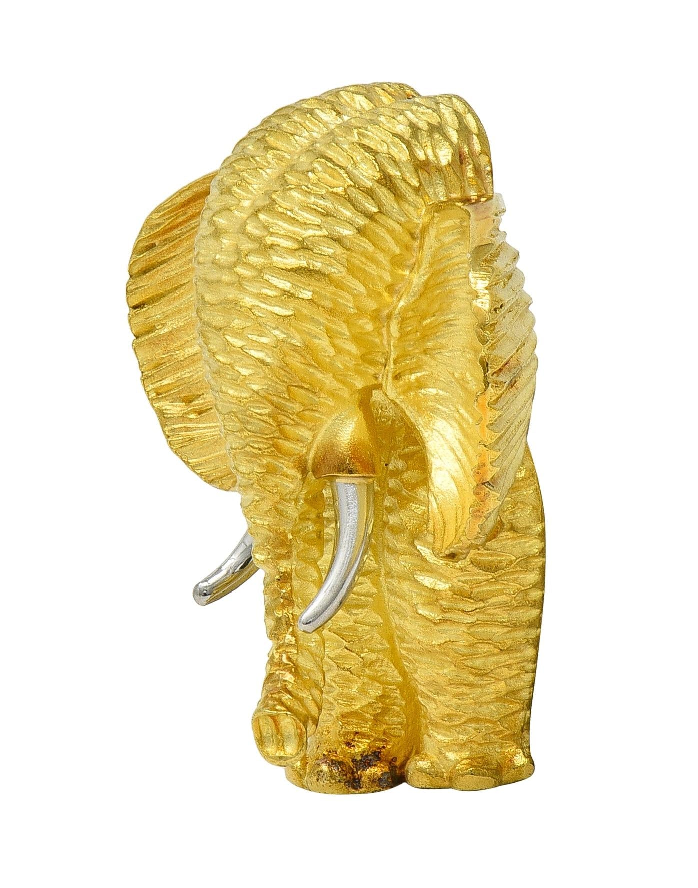 Henry Dunay 1990's 18 Karat Yellow Gold Platinum Vintage Elephant Brooch