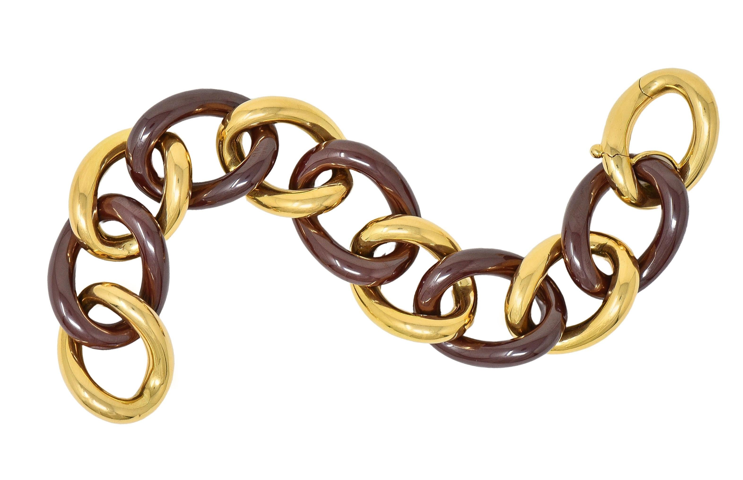 Contemporary 18 Karat Yellow Gold Ceramic Large Curb Link Bracelet