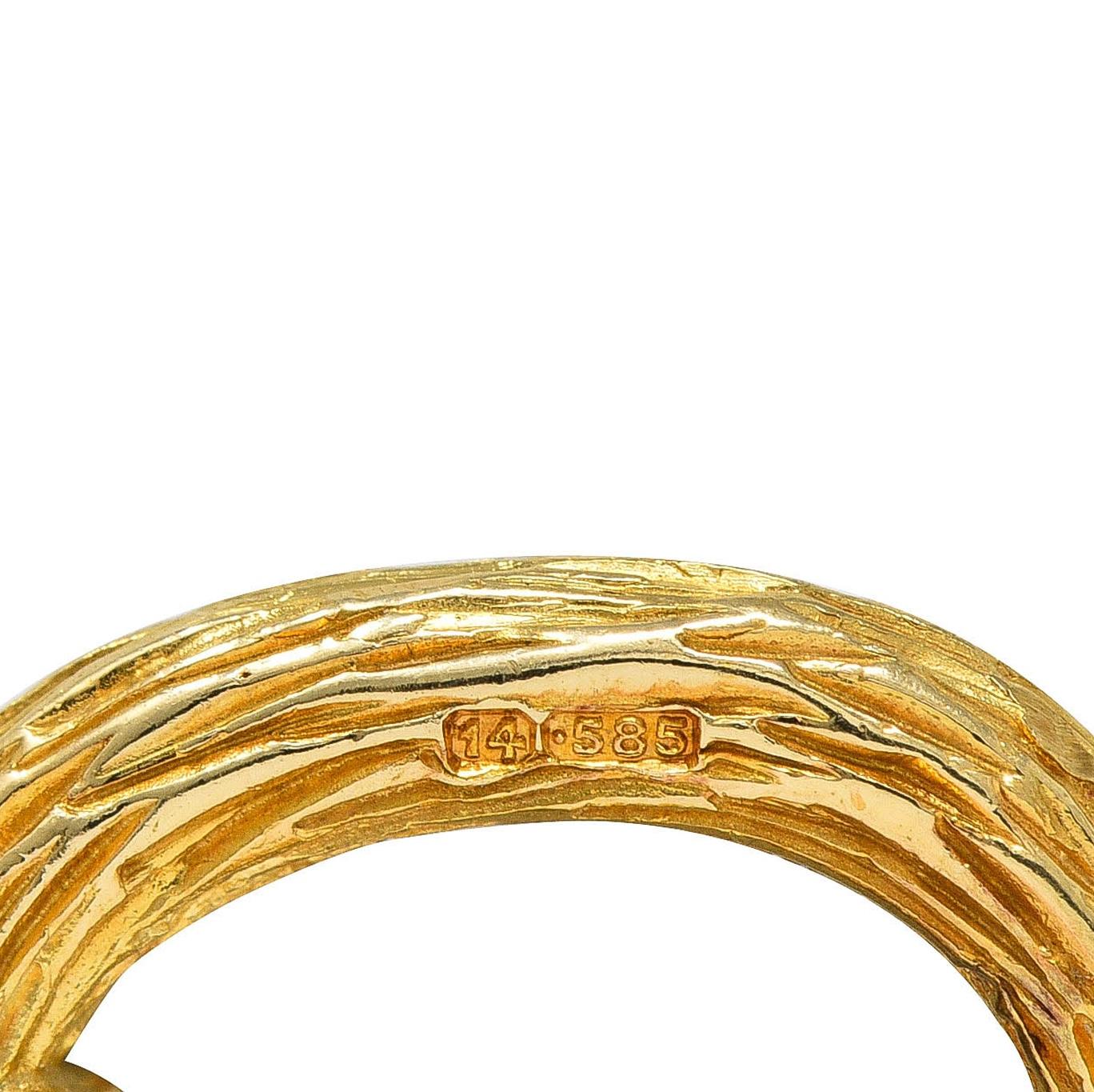 1970's 14 Karat Yellow Gold Wood Grain Link Vintage Bracelet