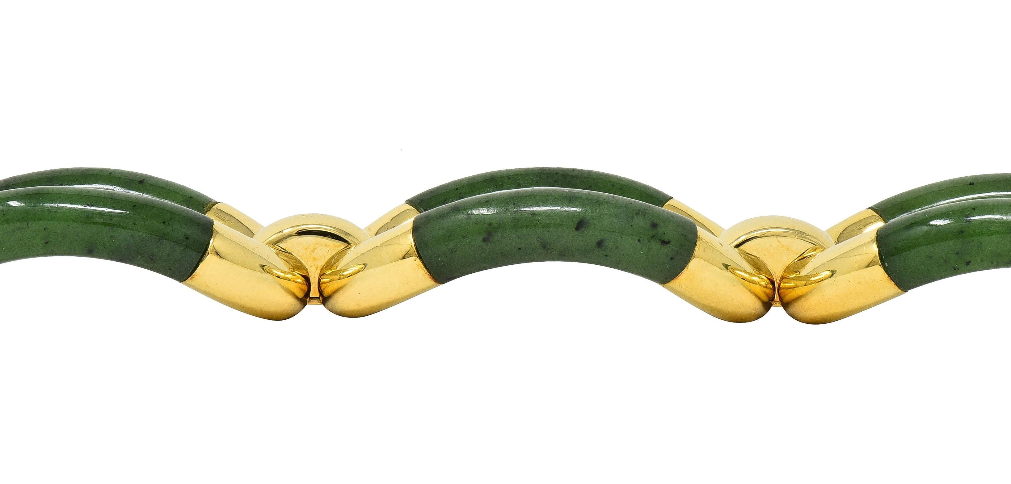 1970's Nephrite Jade 18 Karat Yellow Gold Vintage  Oval Link Bracelet