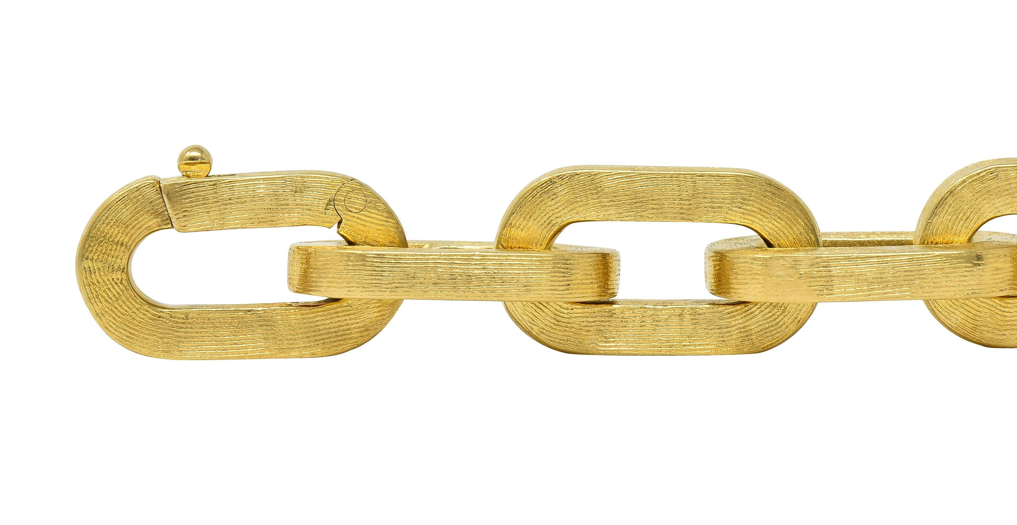 1970's 18 Karat Yellow Gold Vintage Brushed Cable Link Chain Bracelet