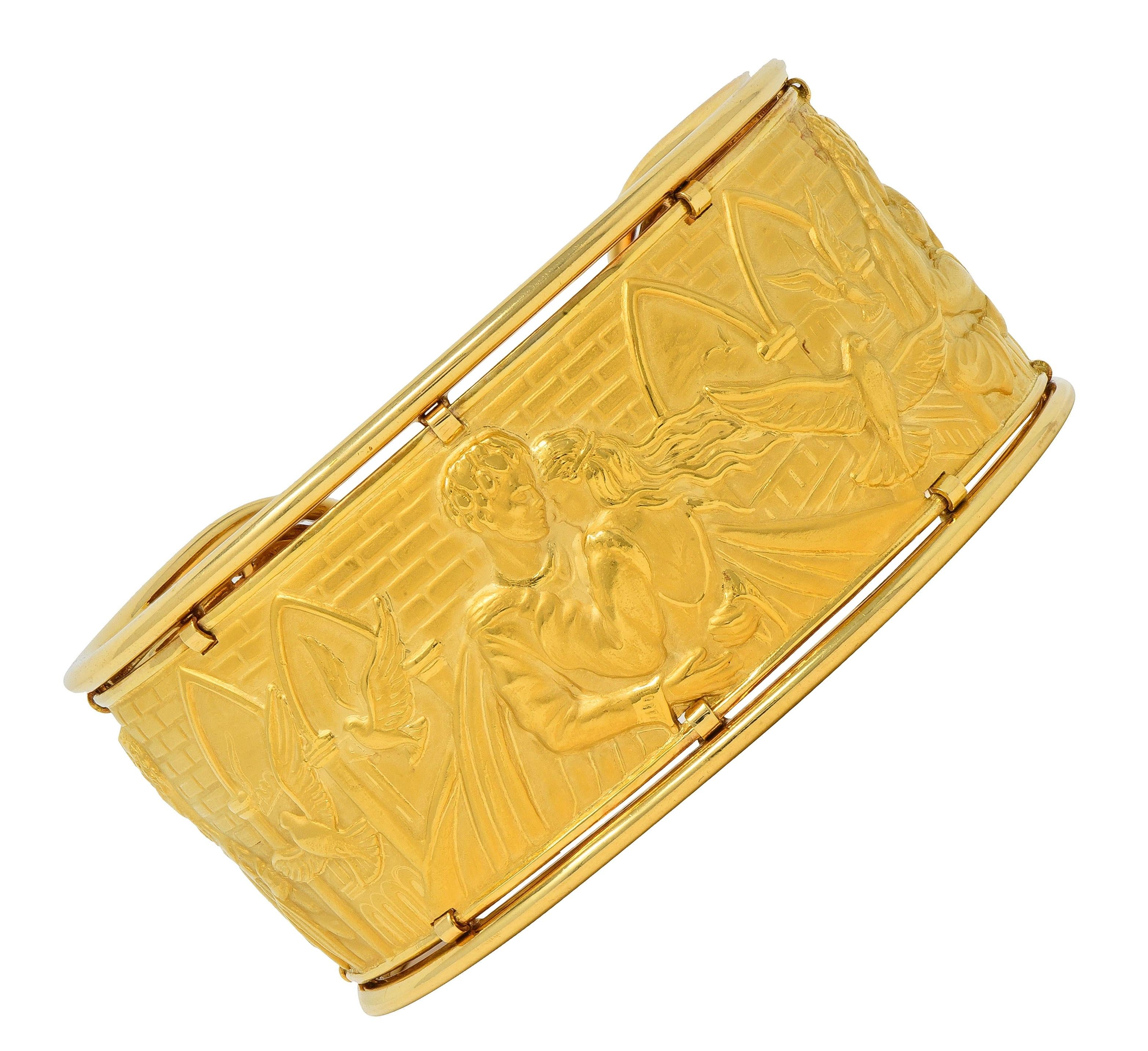 Carrera y Carrera 1990's 18K Yellow Gold Romeo & Juliet Vintage Cuff Bracelet