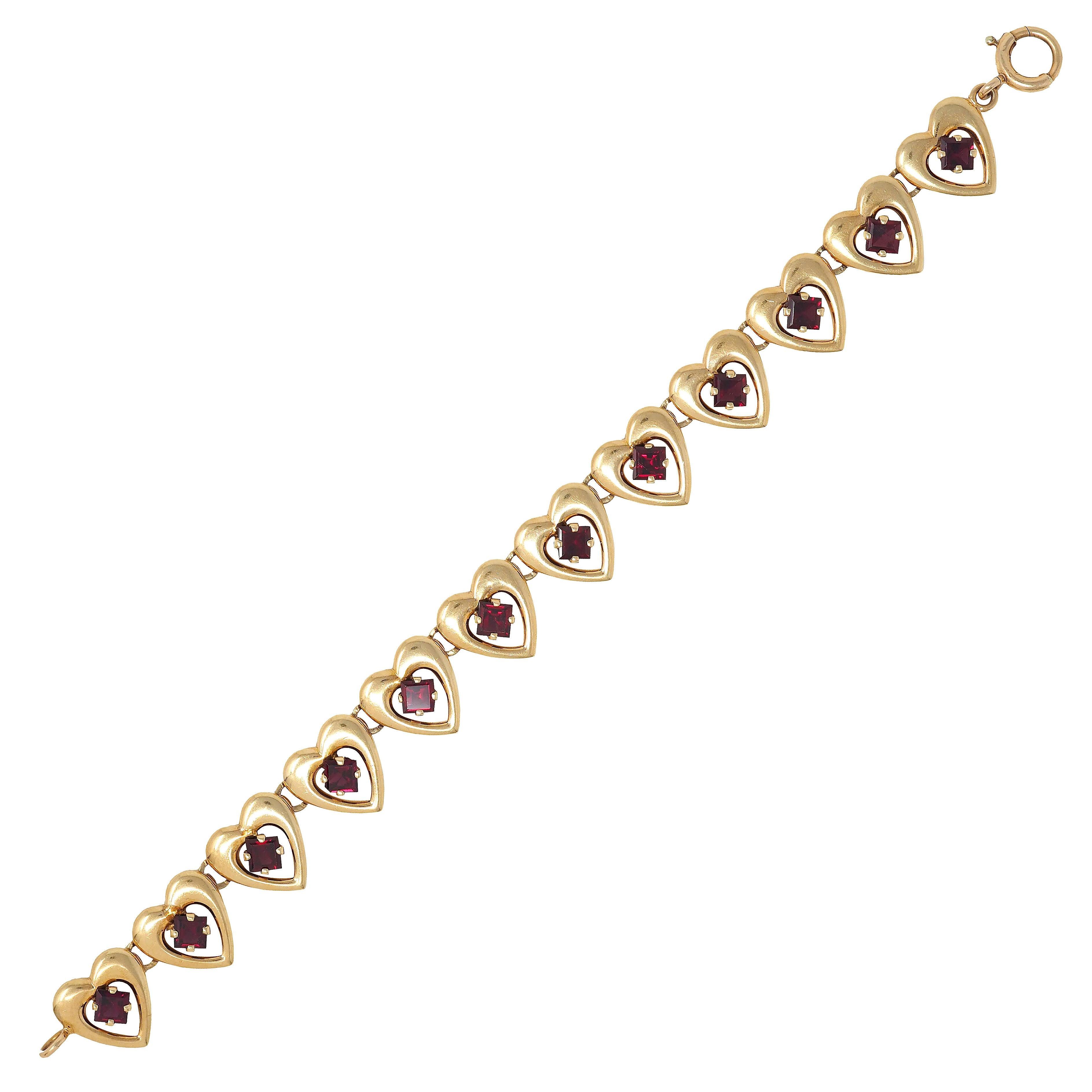 Tiffany & Co. Retro 1940's Garnet 14 Karat Yellow Gold Vintage Heart Bracelet