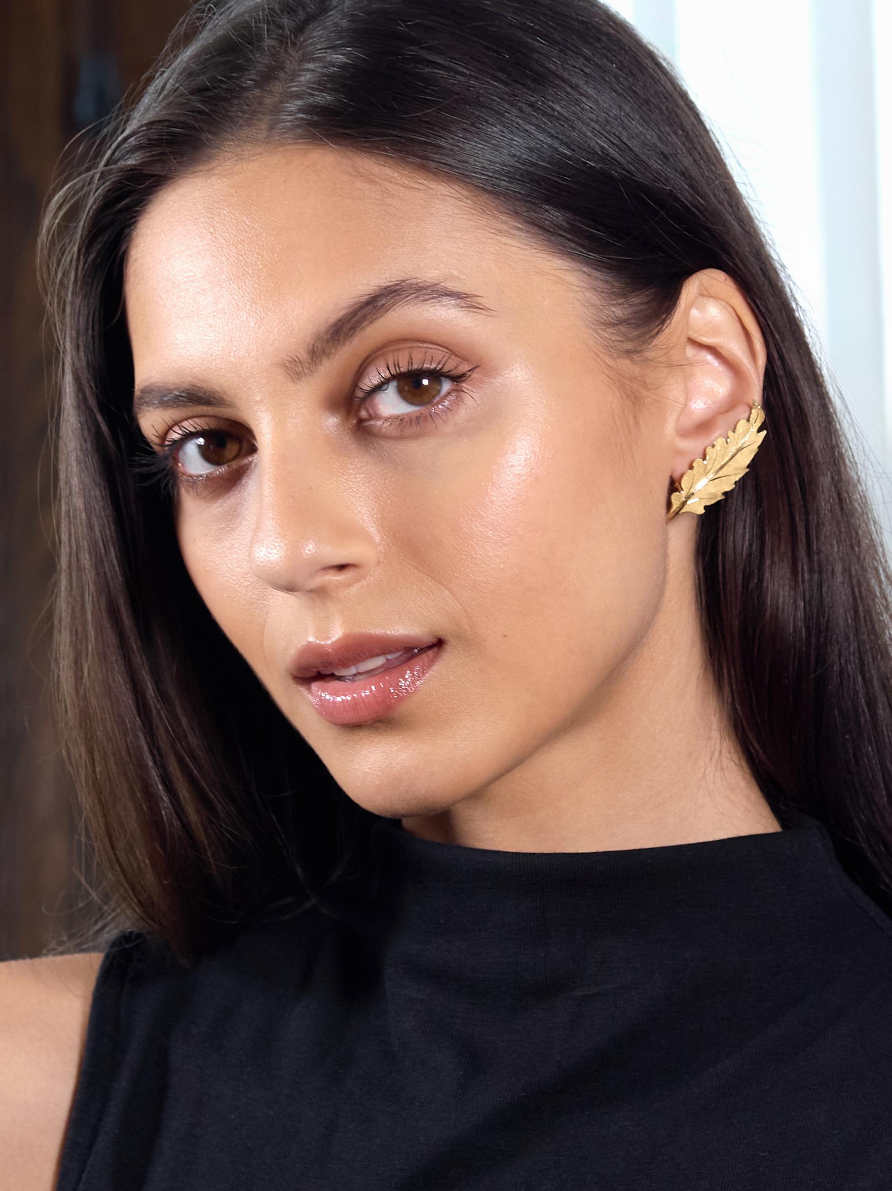 Mario Buccellati 1970's 18 Karat Yellow Gold Vintage Oak Leaf Ear-Clip Earrings