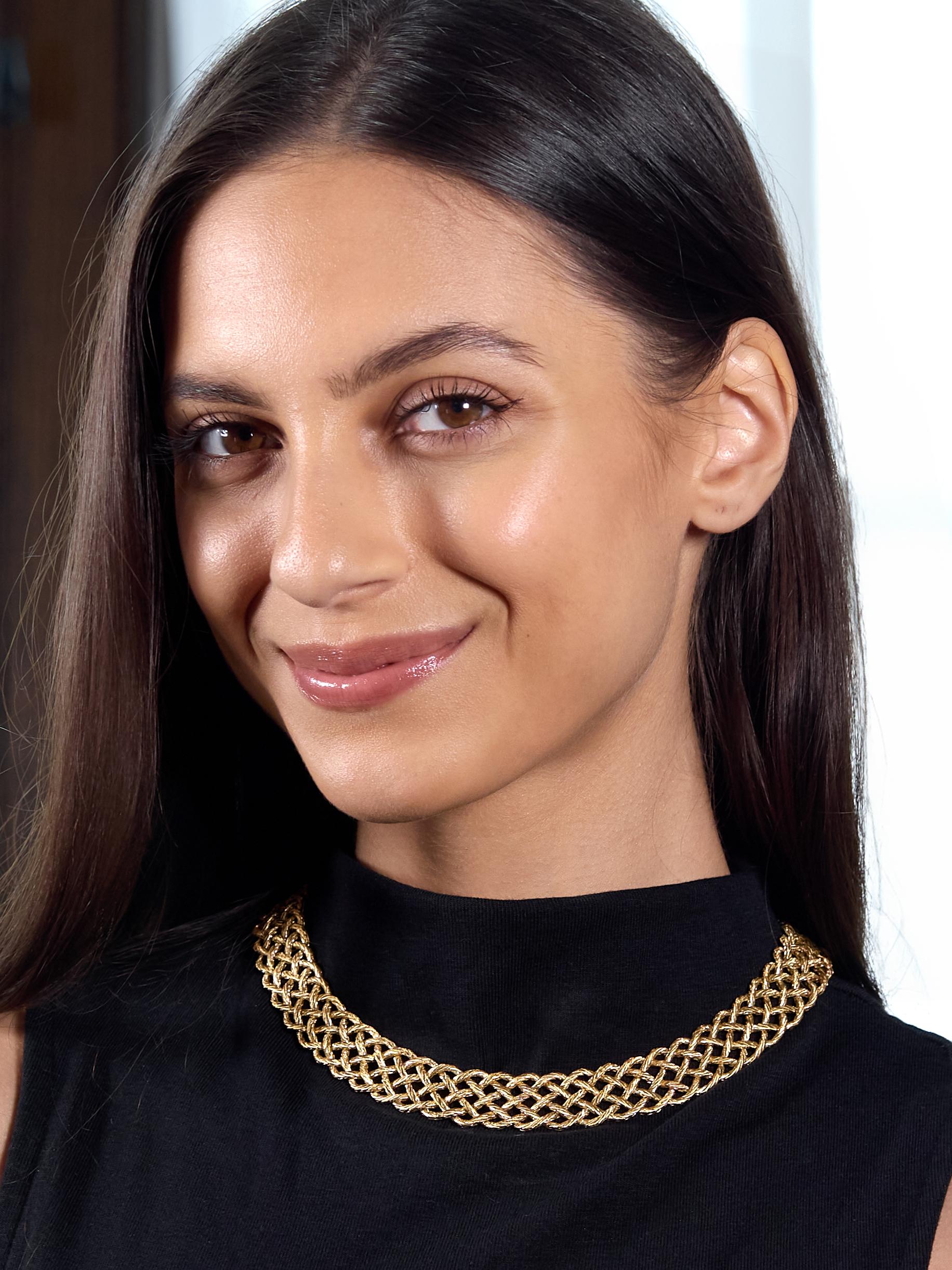 Buccellati 18 Karat Yellow Gold Woven Crepe De Chine Collar Necklace