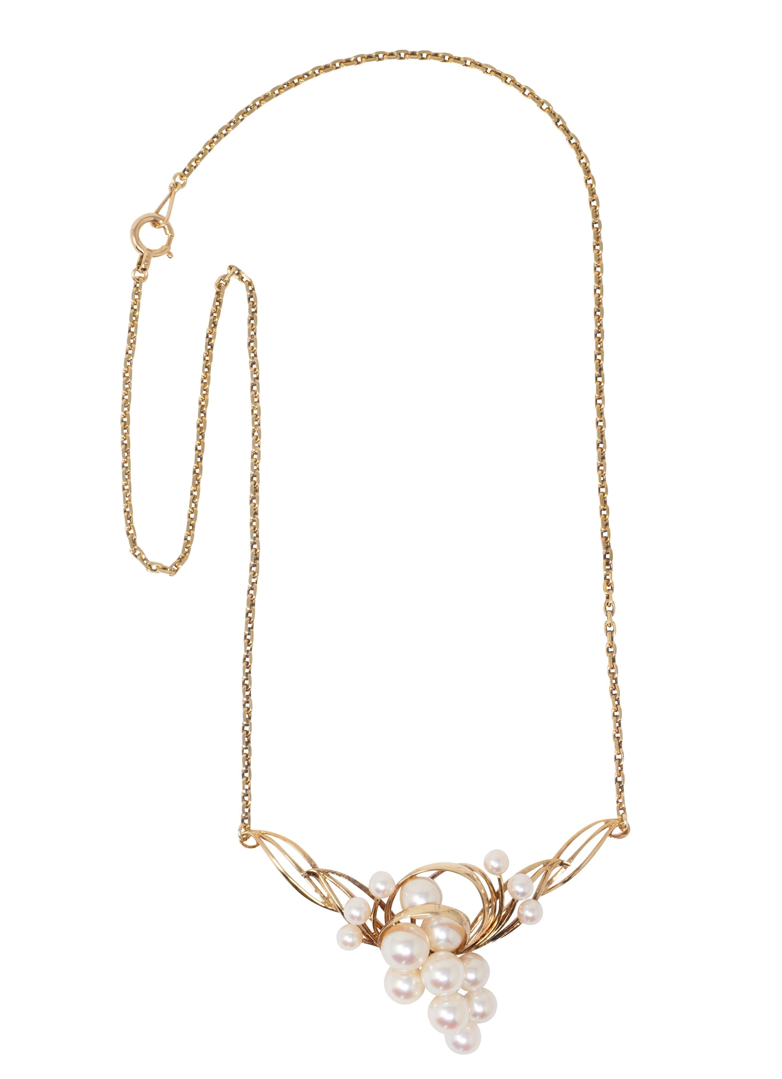 Mikimoto 1940's Retro Pearl 14K Yellow Gold Vintage Scrolling Station Necklace