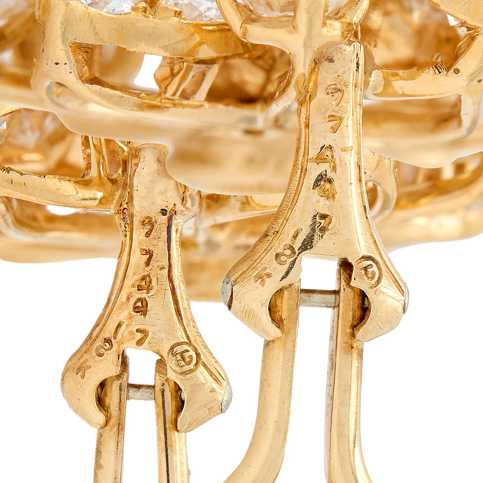 Oscar Heyman 1970's Diamond 18K Gold Vintage Floral Spray Ear-Clip Earrings