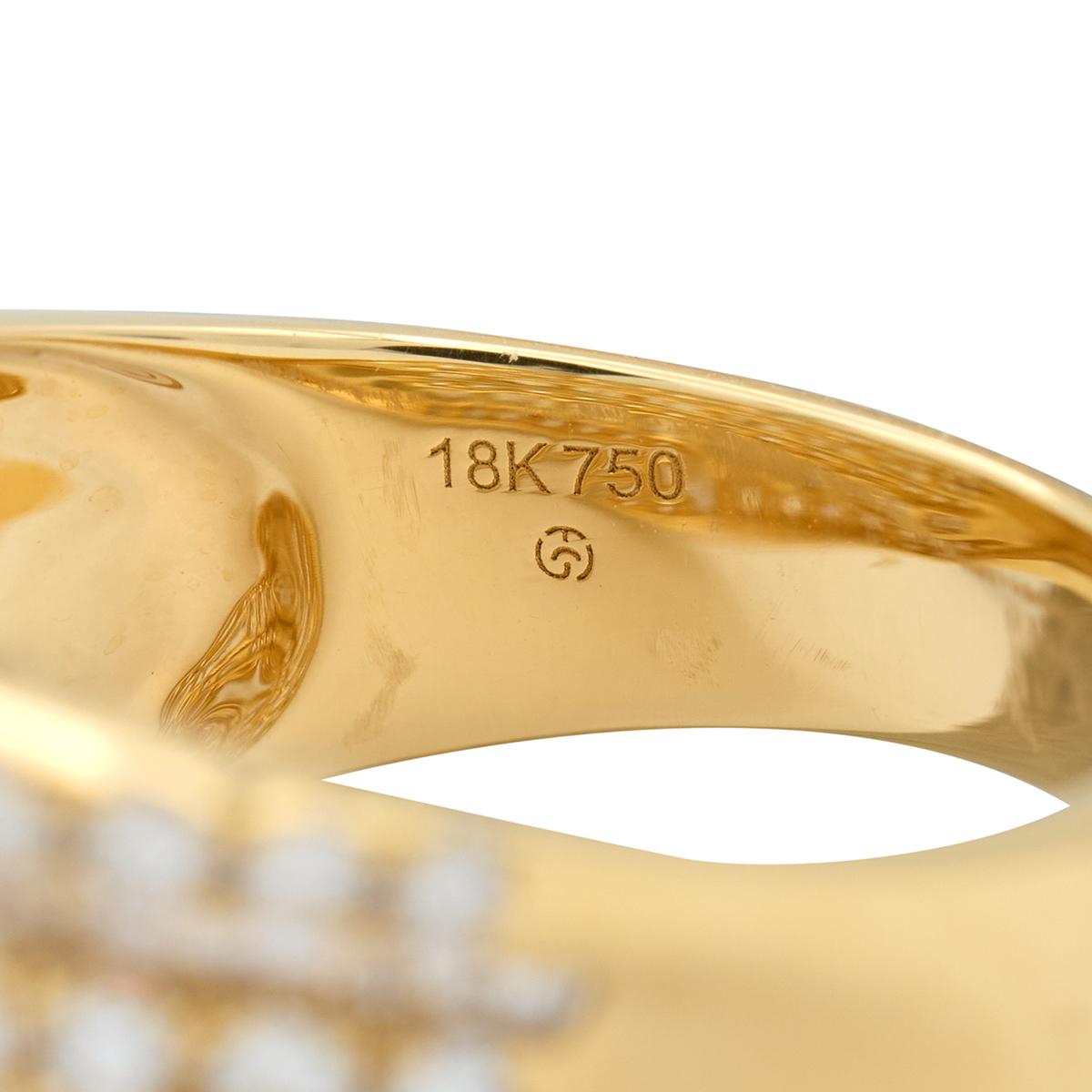 Contemporary 3.50 CTW Diamond 18 Karat Yellow Gold Seven Row Wavy Band Ring