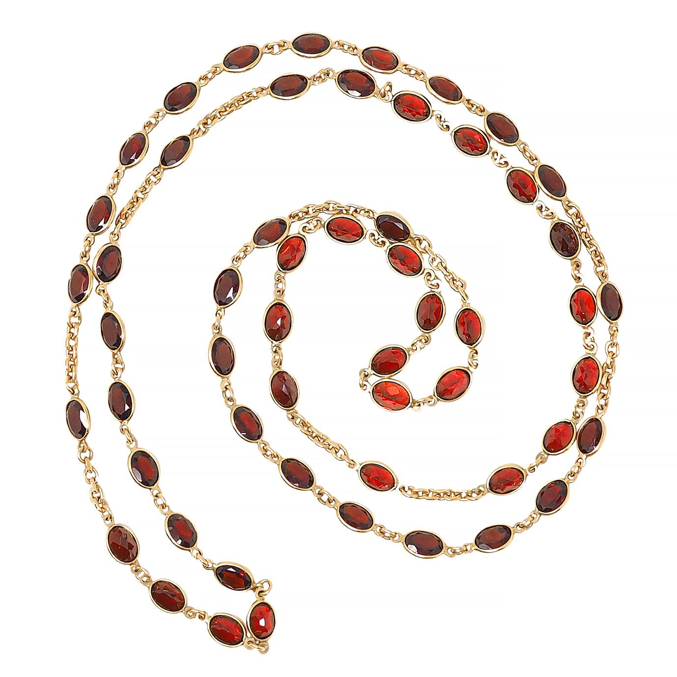 Vintage Garnet 14 Karat Yellow Gold Bezel Link Chain Necklace