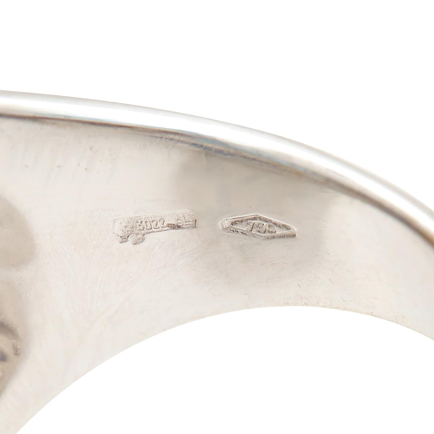 Bulgari Blue Topaz 18 Karat White Gold Pyramid Quatrefoil Dome Ring