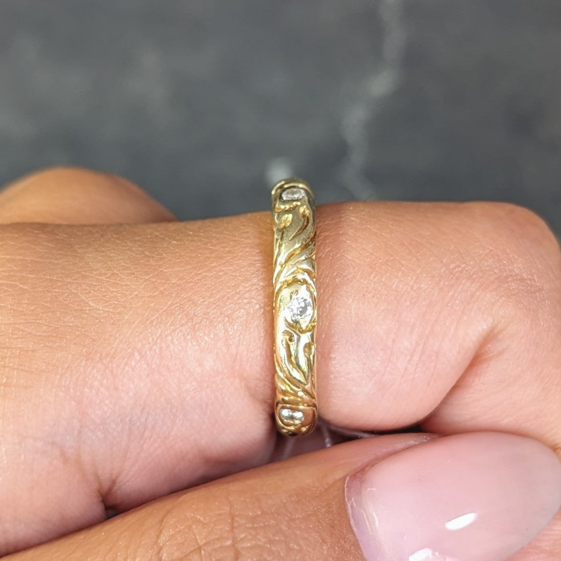 Vintage Diamond 18 Karat Yellow Gold Scroll Band Ring Wilson's Estate Jewelry