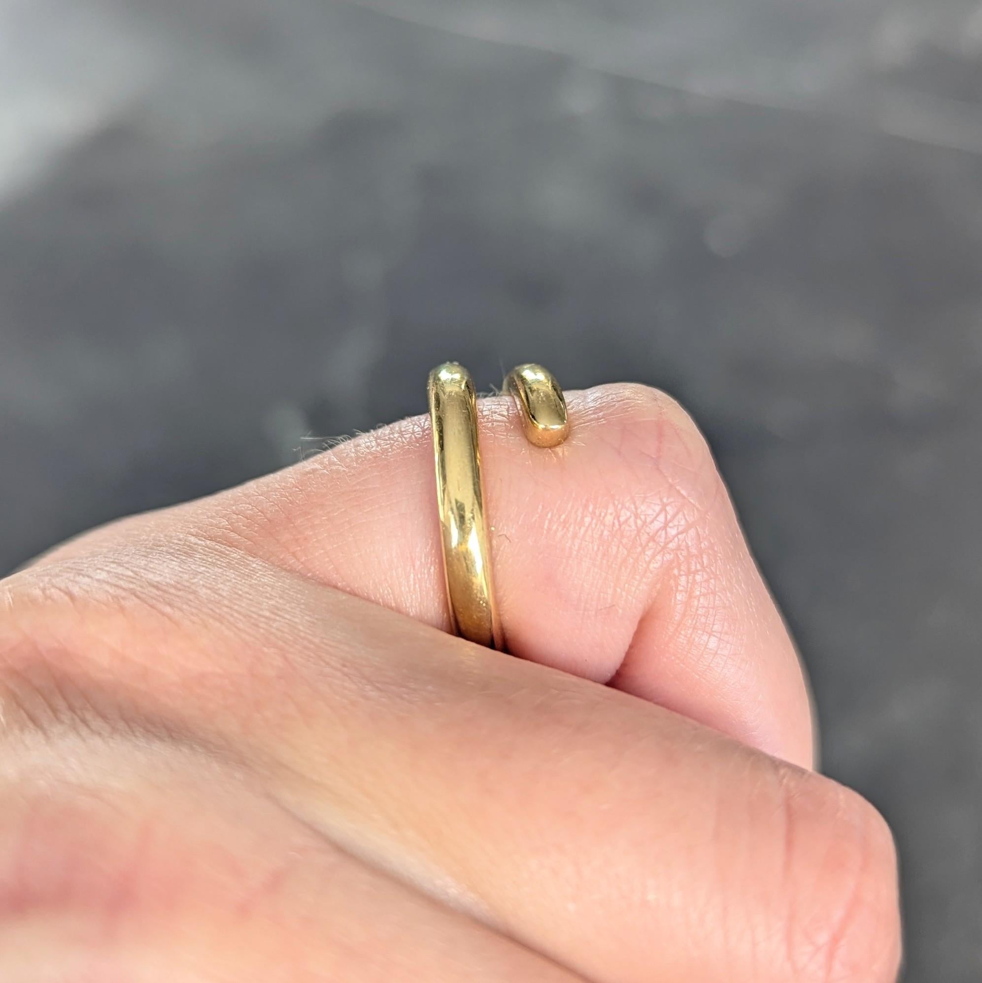 Hidalgo 1990's 18 Karat Yellow Gold Vintage Bypass Band Ring