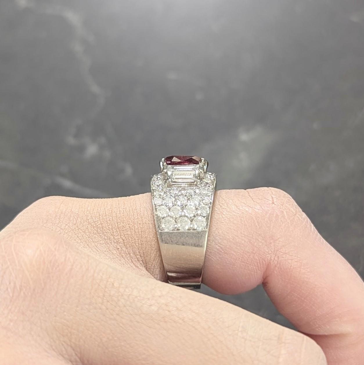 Bulgari No Heat Burma Ruby Diamond Platinum Vintage Trombino Band Unisex Ring