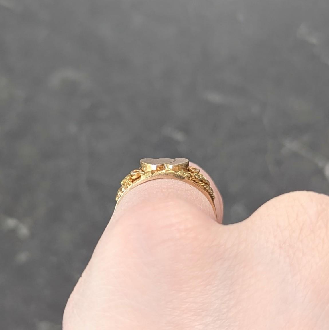 Late Victorian 14 Karat Gold Nugget Grapevine Sweetheart Antique Signet Ring