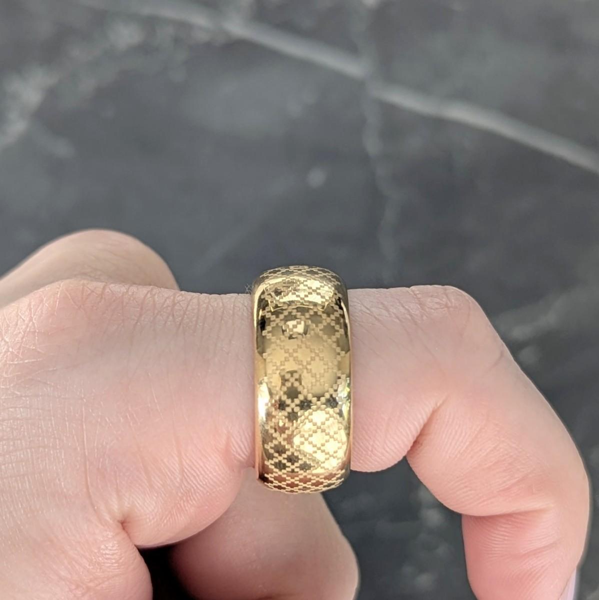 Gucci Contemporary 18 Karat Yellow Gold Diamantissima Wide Band Ring