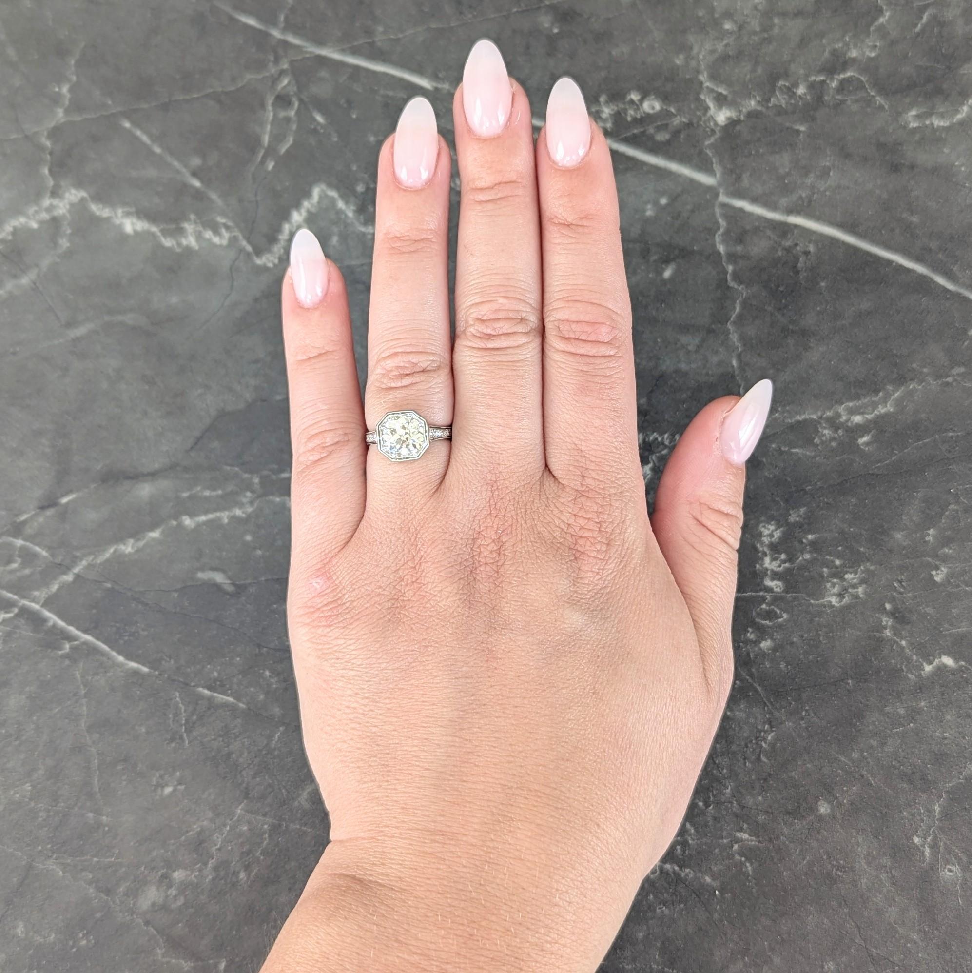 Art Deco 2.03 CTW Euro. Diamond Platinum Vintage Arrow Solitaire Engagement Ring